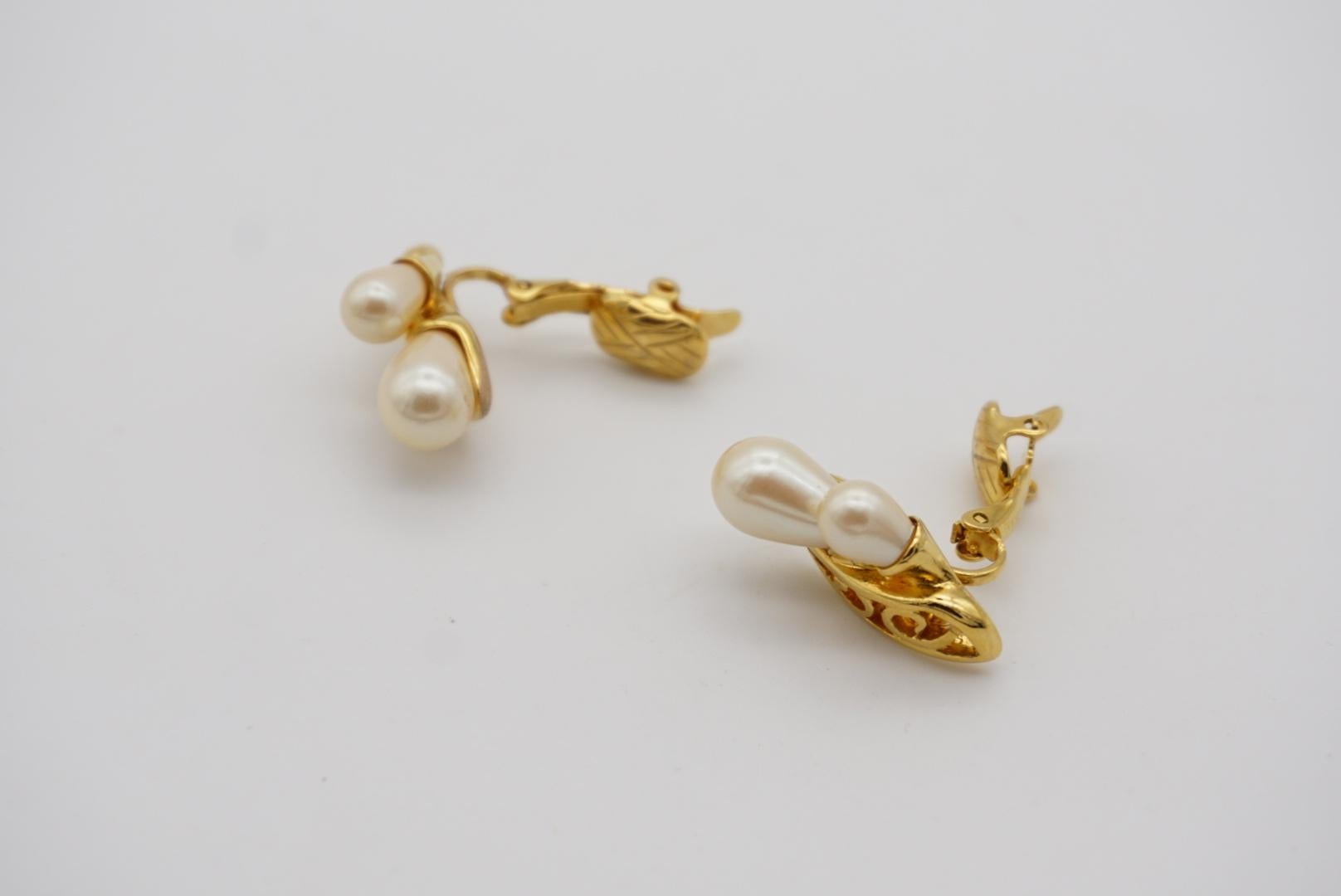 Trifari Vintage 1980s Lily Flower Leaf Pearls Openwork Hollow Clip Gold Earrings 5