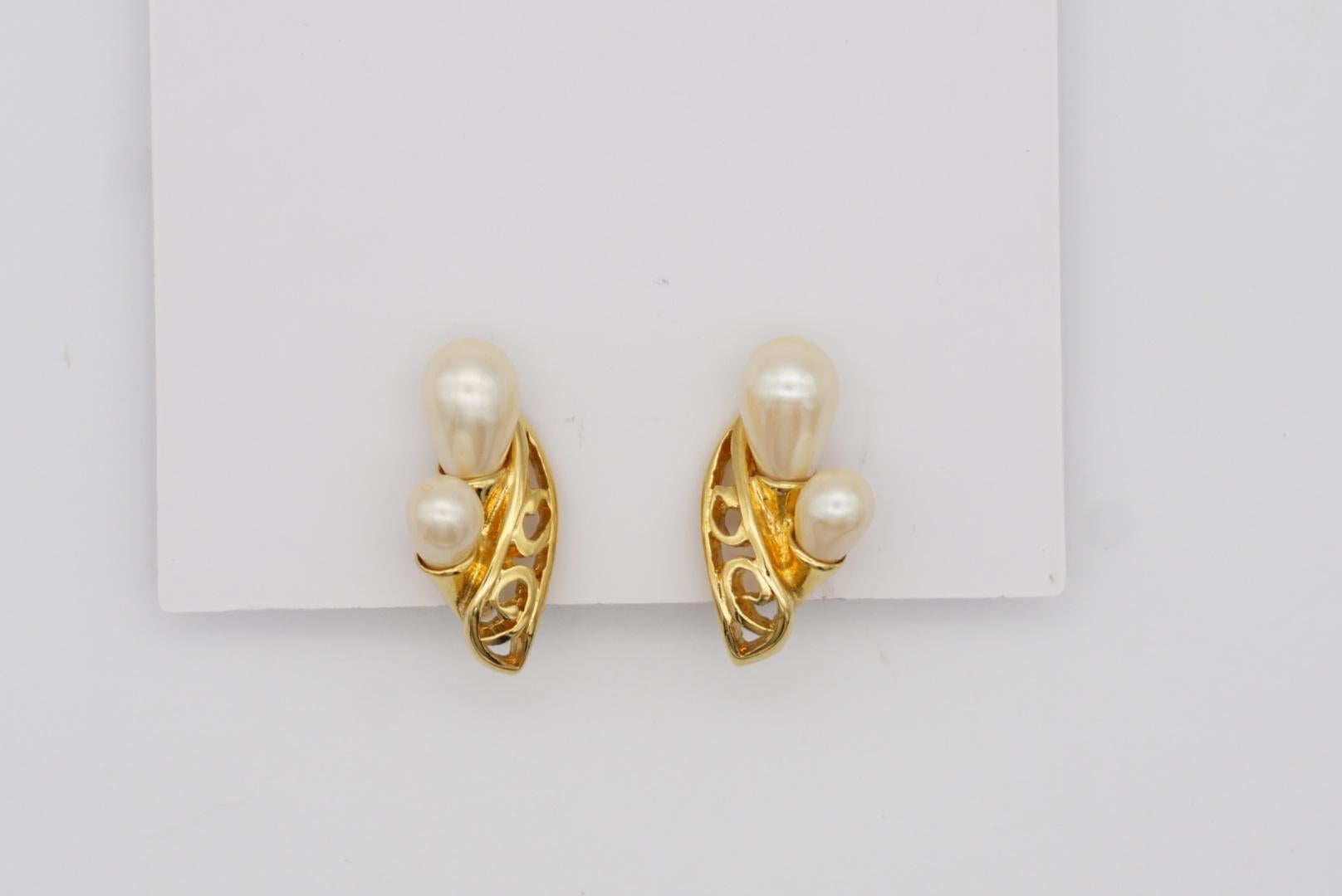 Trifari Vintage 1980s Lily Flower Leaf Pearls Openwork Hollow Clip Gold Earrings 1