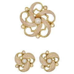 Trifari Vintage 1980s Pink Flower Pearls Aurora Crystals Set Earrings Brooch