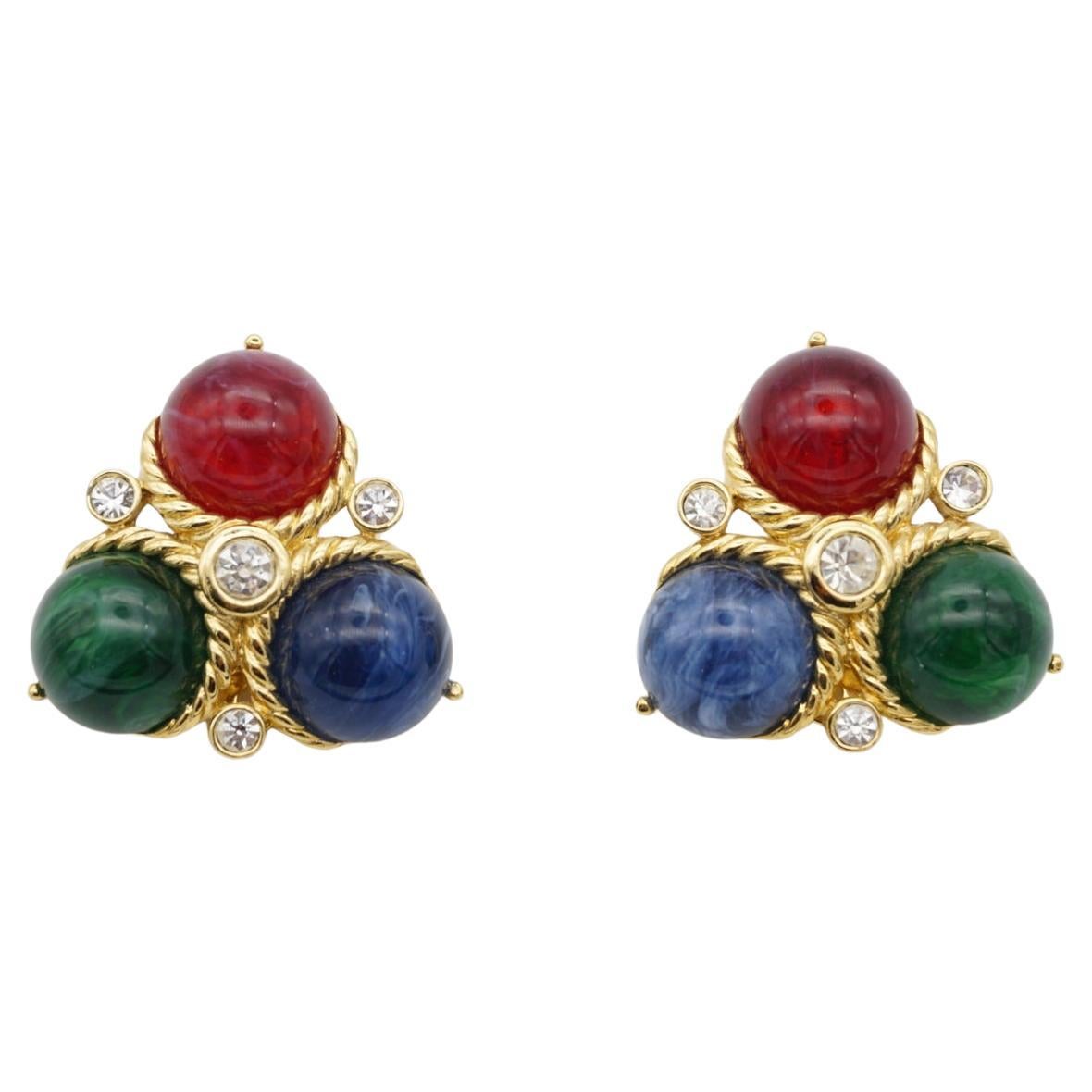 Trifari Vintage 1980s Ruby Sapphire Emerald Red Navy Green Triangle Trio Circle Round Ball Crystals Elegant Clip Earrings, Gold Tone

Very excellent condition, very new. 100% Genuine.

A very beautiful earrings, signed at the back. Rare to