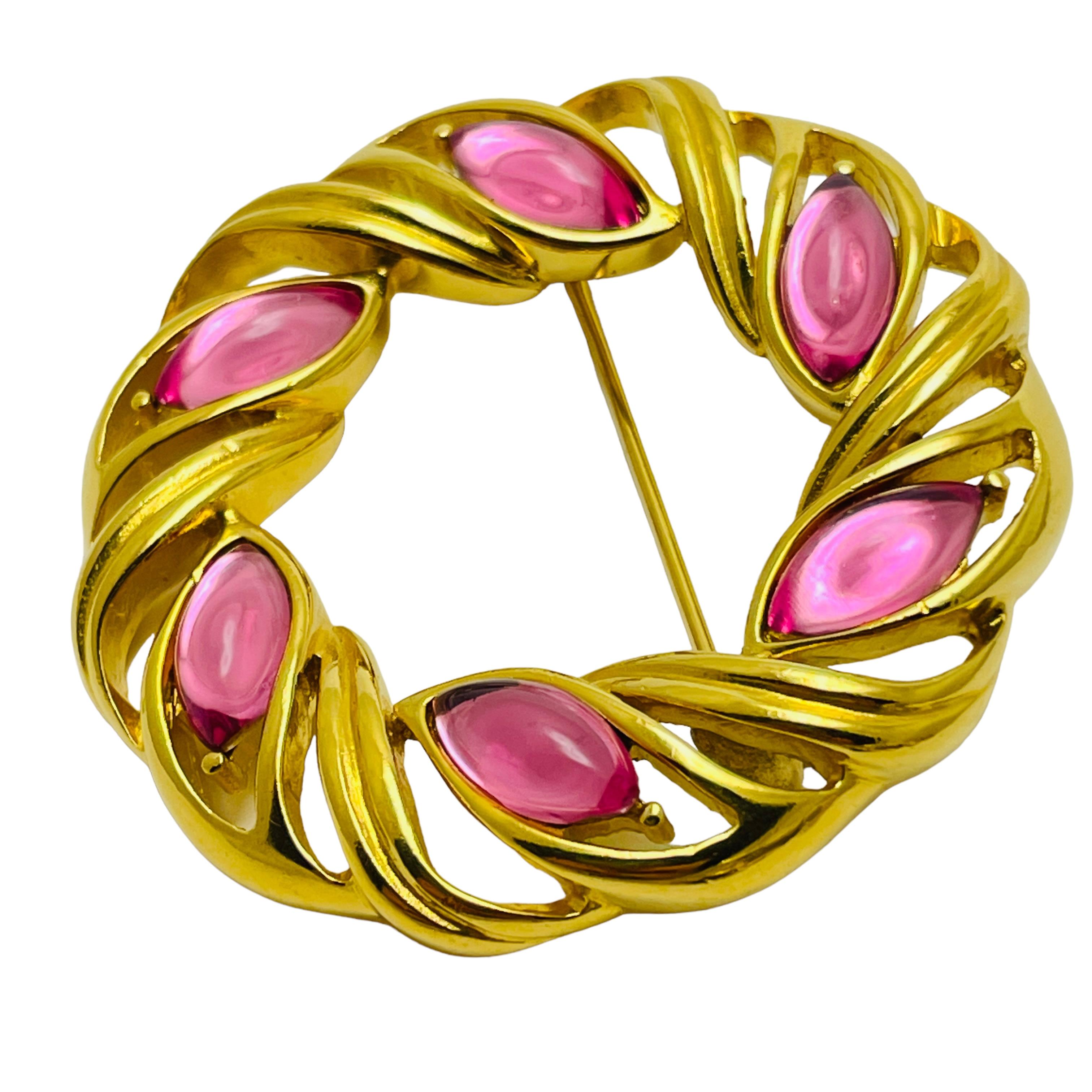 Women's or Men's TRIFARI vintage gold pink glass jelly belly designer brooch For Sale