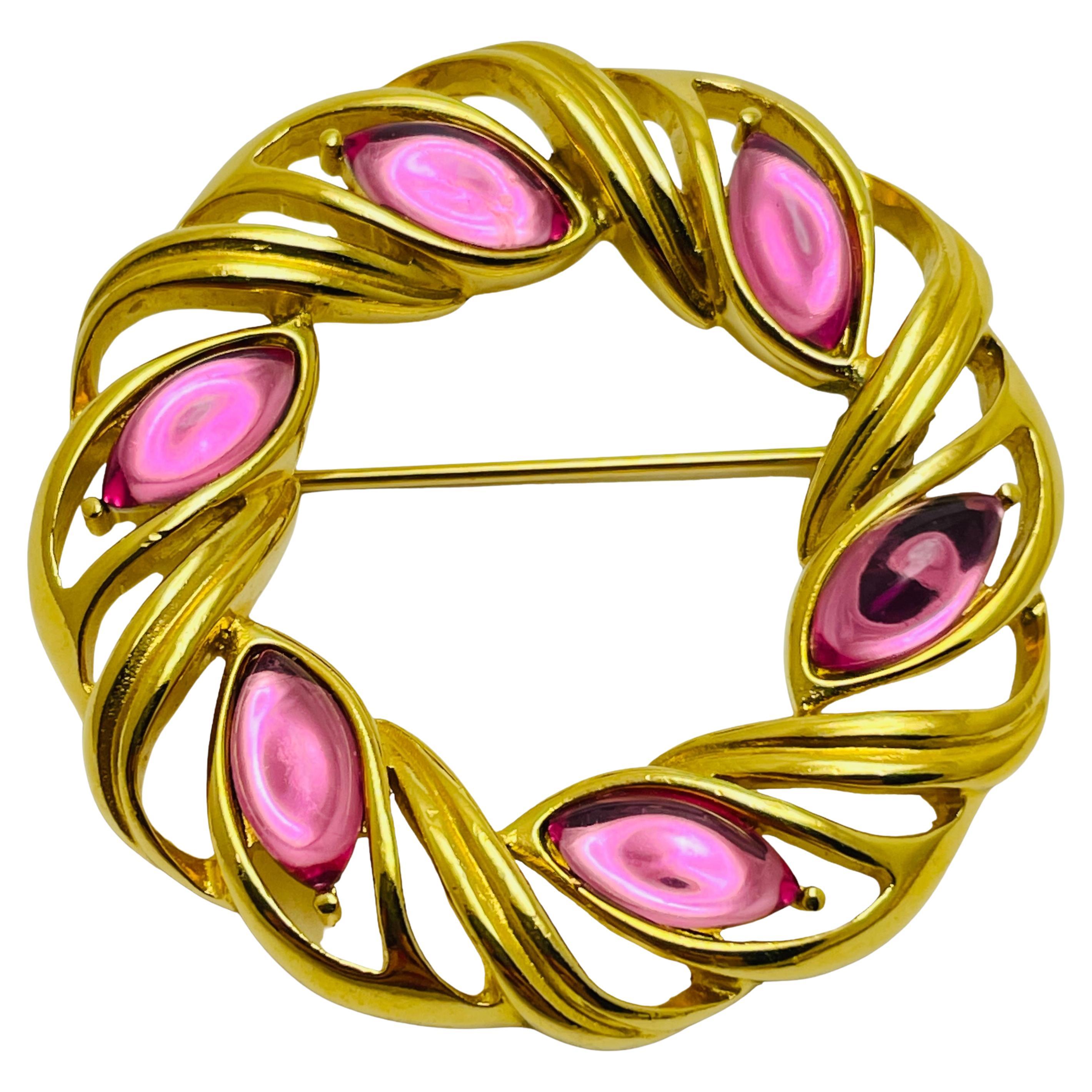 TRIFARI vintage gold pink glass jelly belly designer brooch For Sale