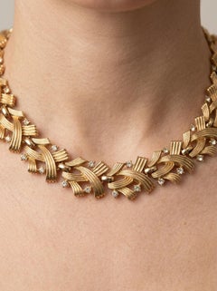 Trifari Vintage Gold-Tone Leaf Collar Necklace