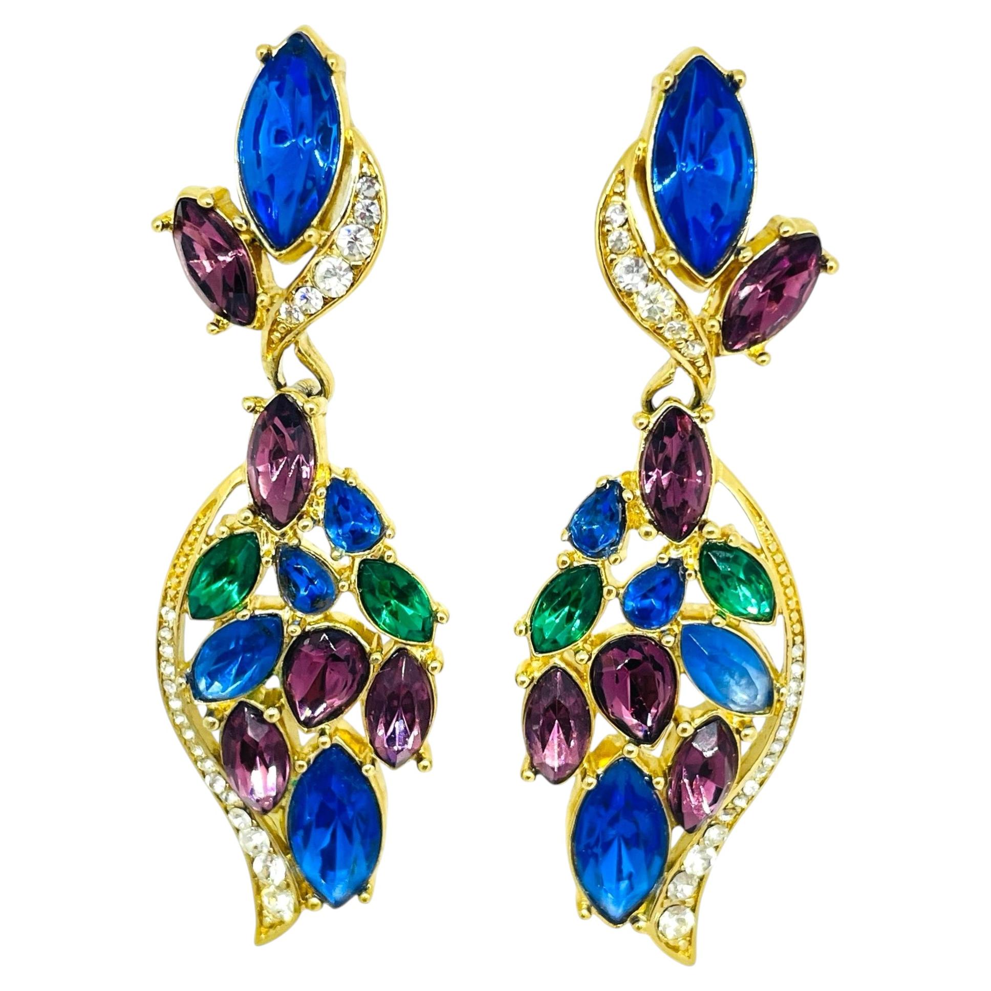 TRIFARI vintage firmado tono oro zafiro diamantes de imitación pendientes de clip de diseño