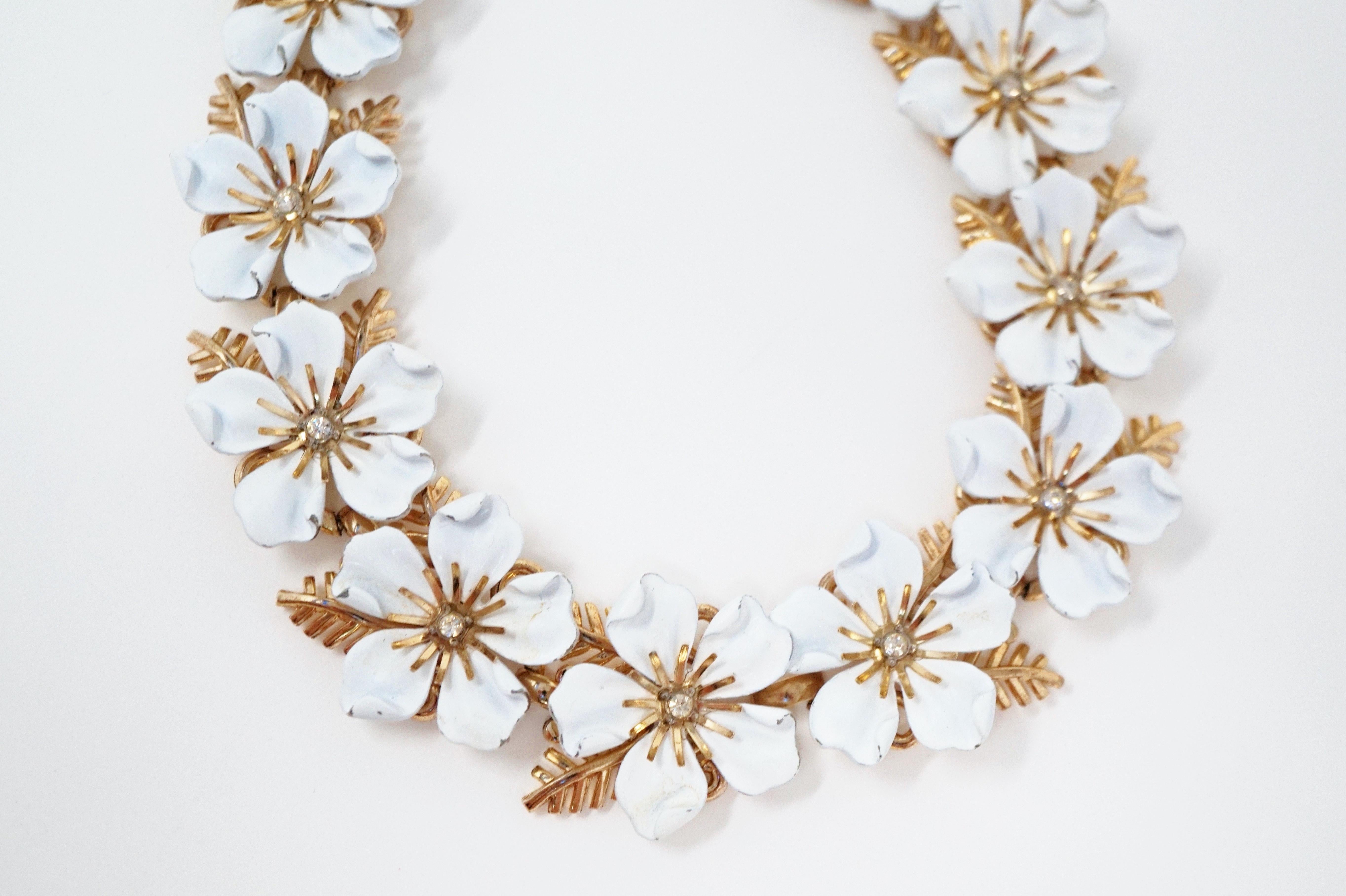 Modern Trifari White Enamel Flower Choker Necklace, circa 1960s