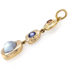 Pendentif en or jaune 18 carats « Trifecta » avec pierre de lune et saphirs