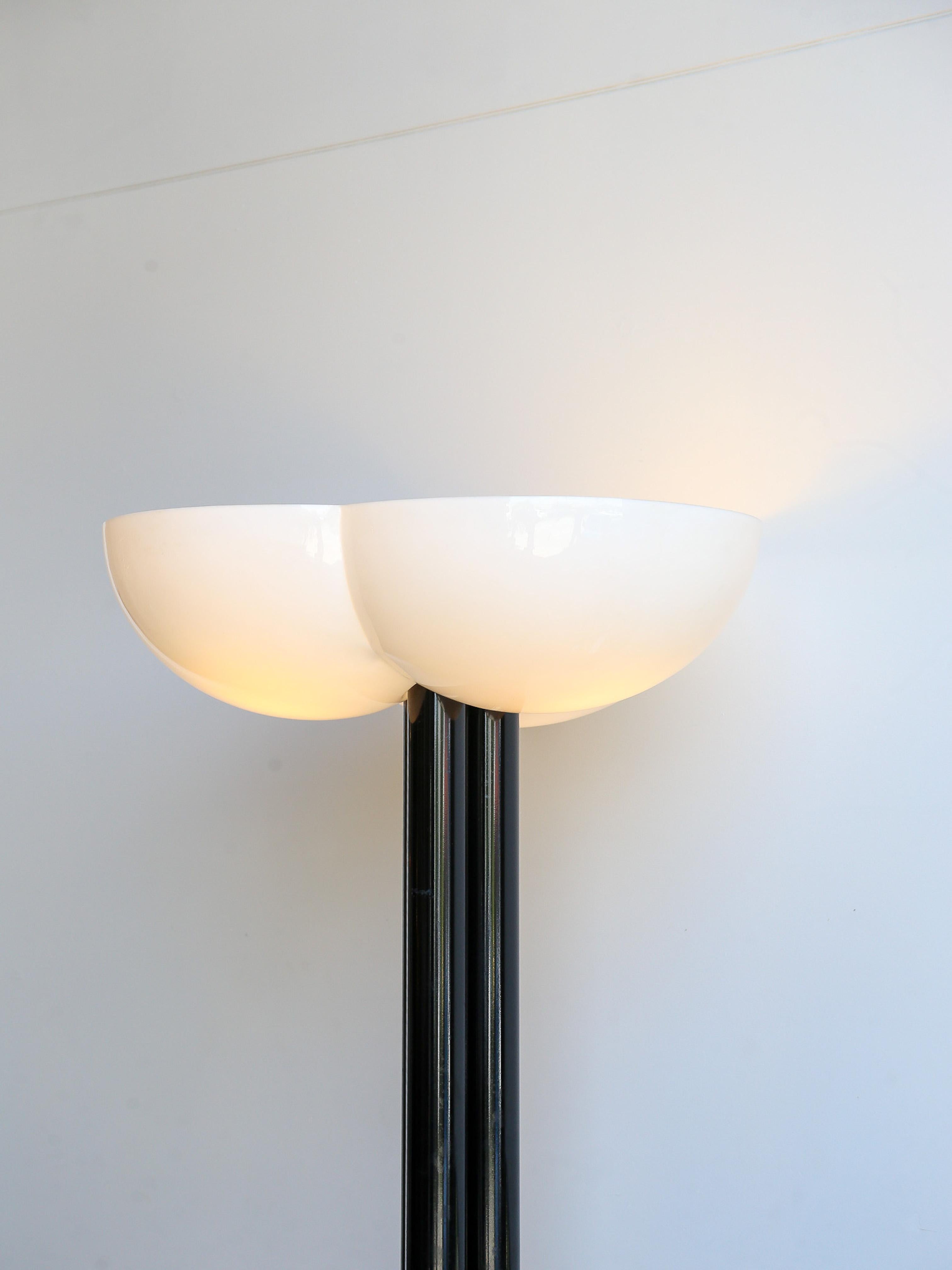 Trifoglio Floor Lamp by Sergio Asti for Bilumen In Good Condition For Sale In Byron Bay, NSW