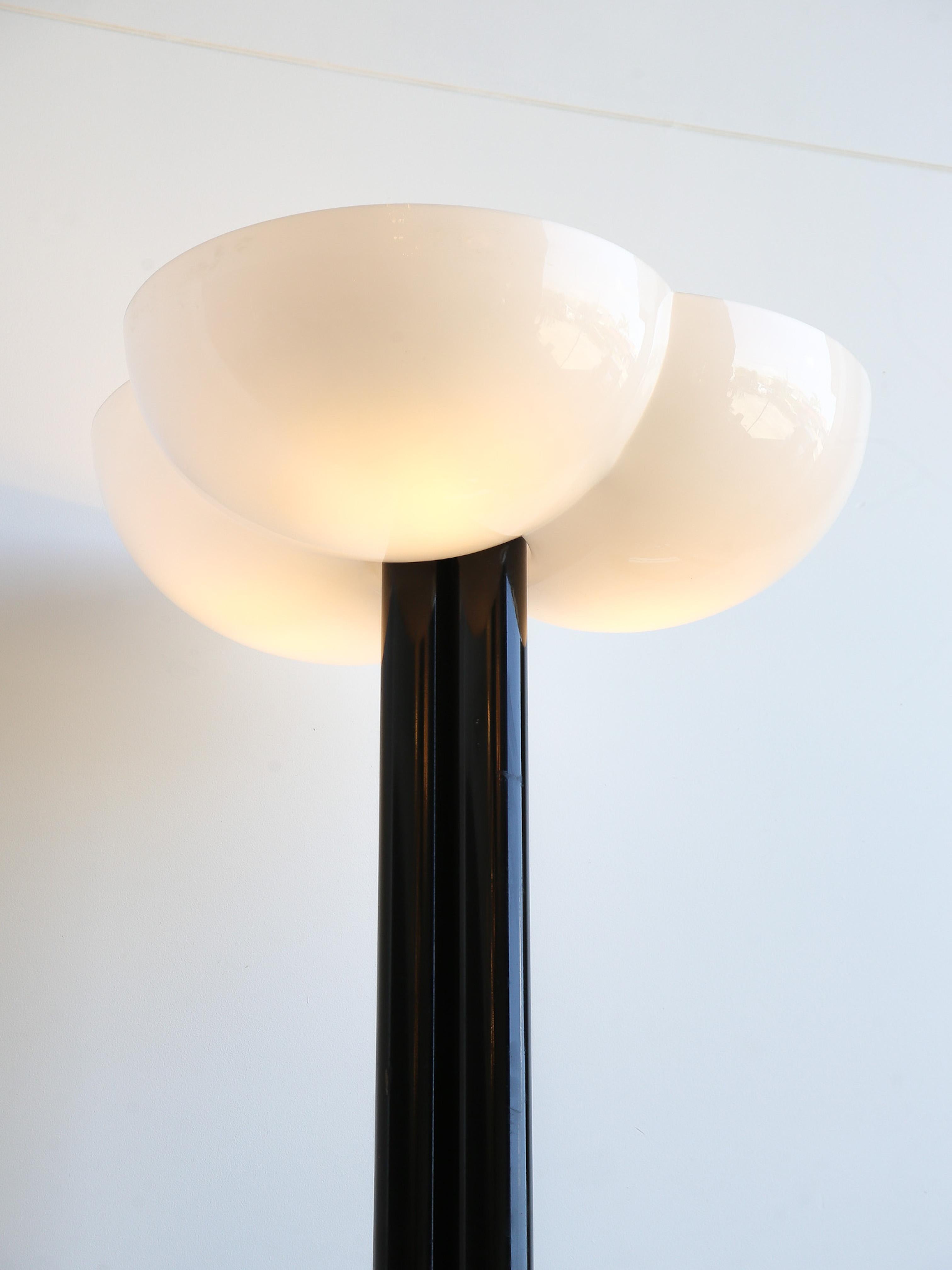 Metal Trifoglio Floor Lamp by Sergio Asti for Bilumen For Sale