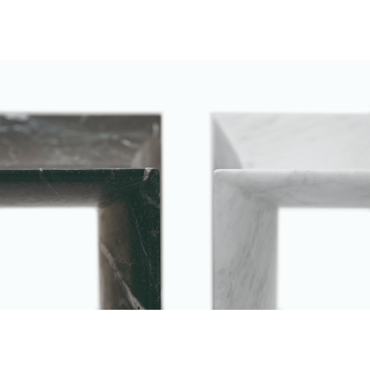 Altro Panca media Trilite in marmo Verde Lepanto di Bufalini Marmi in vendita