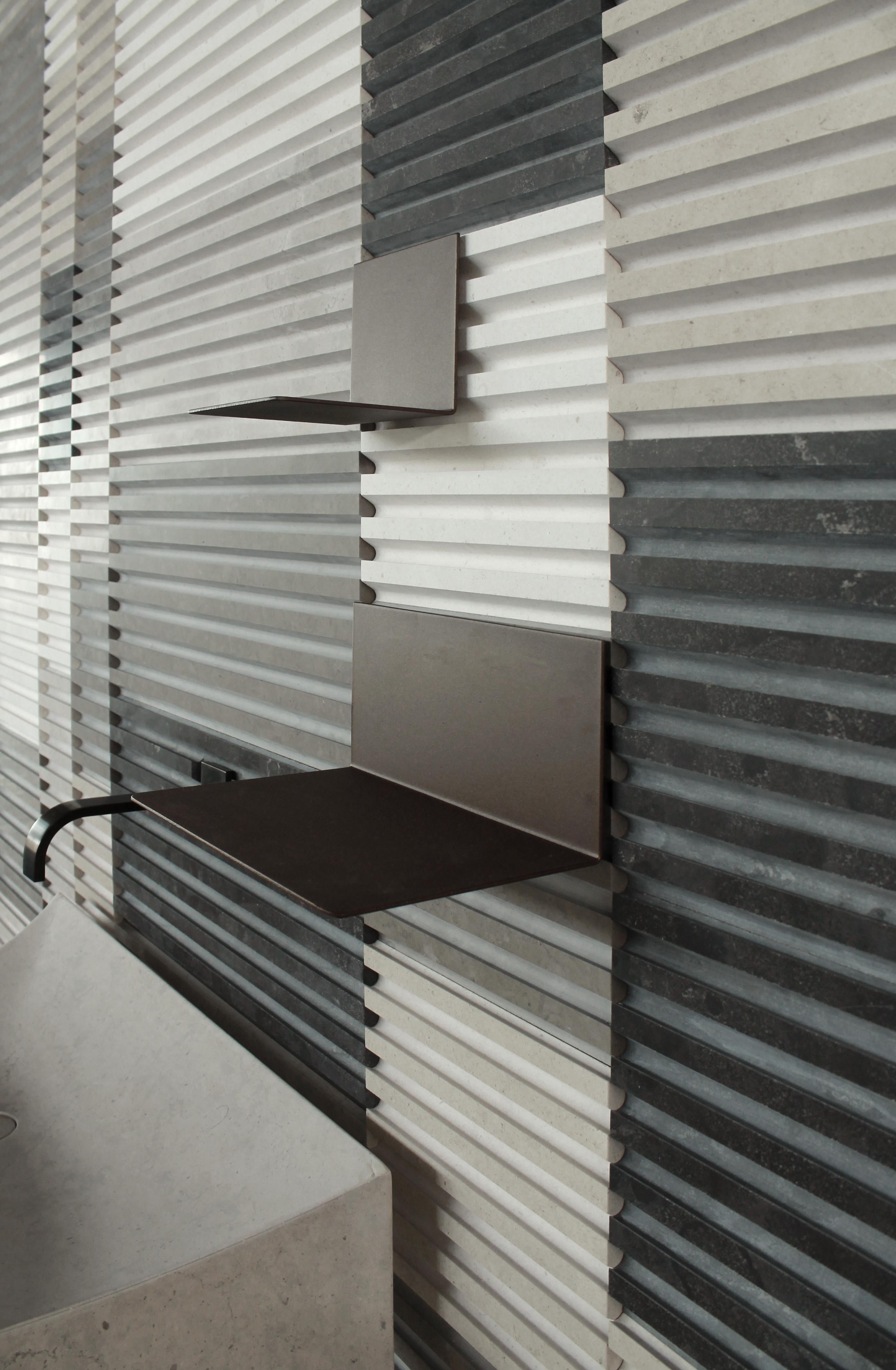 Waschtisch Trilite aus weißem Carrara-Marmor von Bufalini Marmi im Zustand „Neu“ im Angebot in Geneve, CH