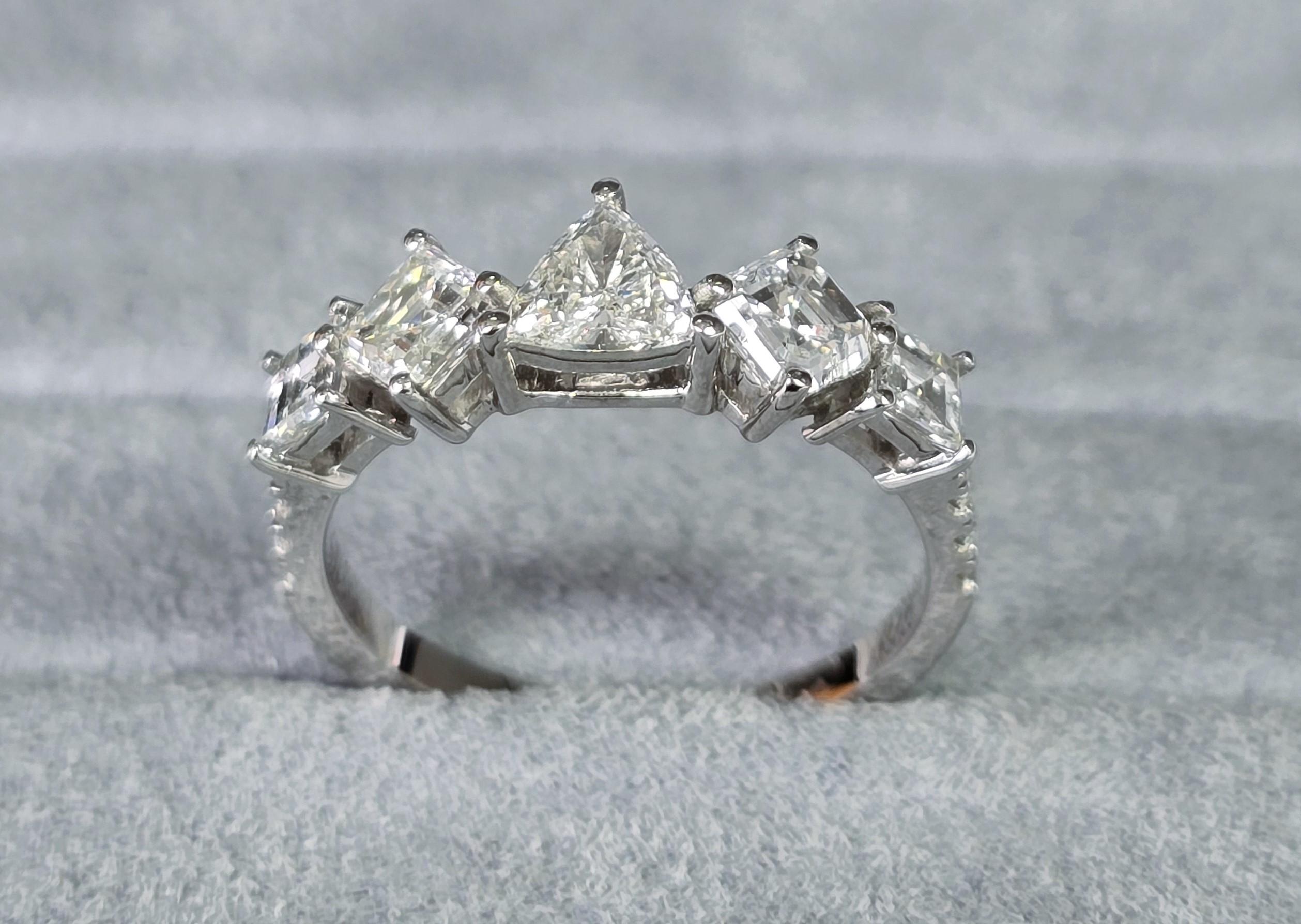 Trilliant Shape diamond Ring For Sale 3