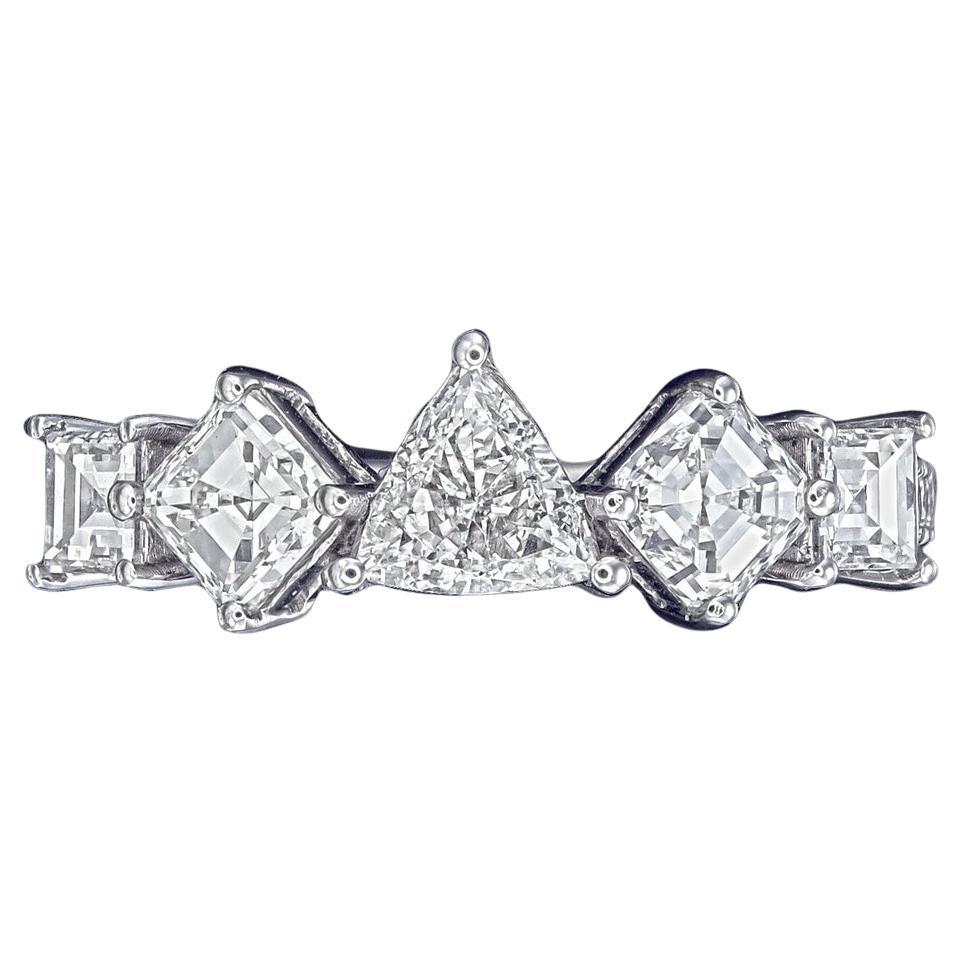 Trilliant Shape diamond Ring