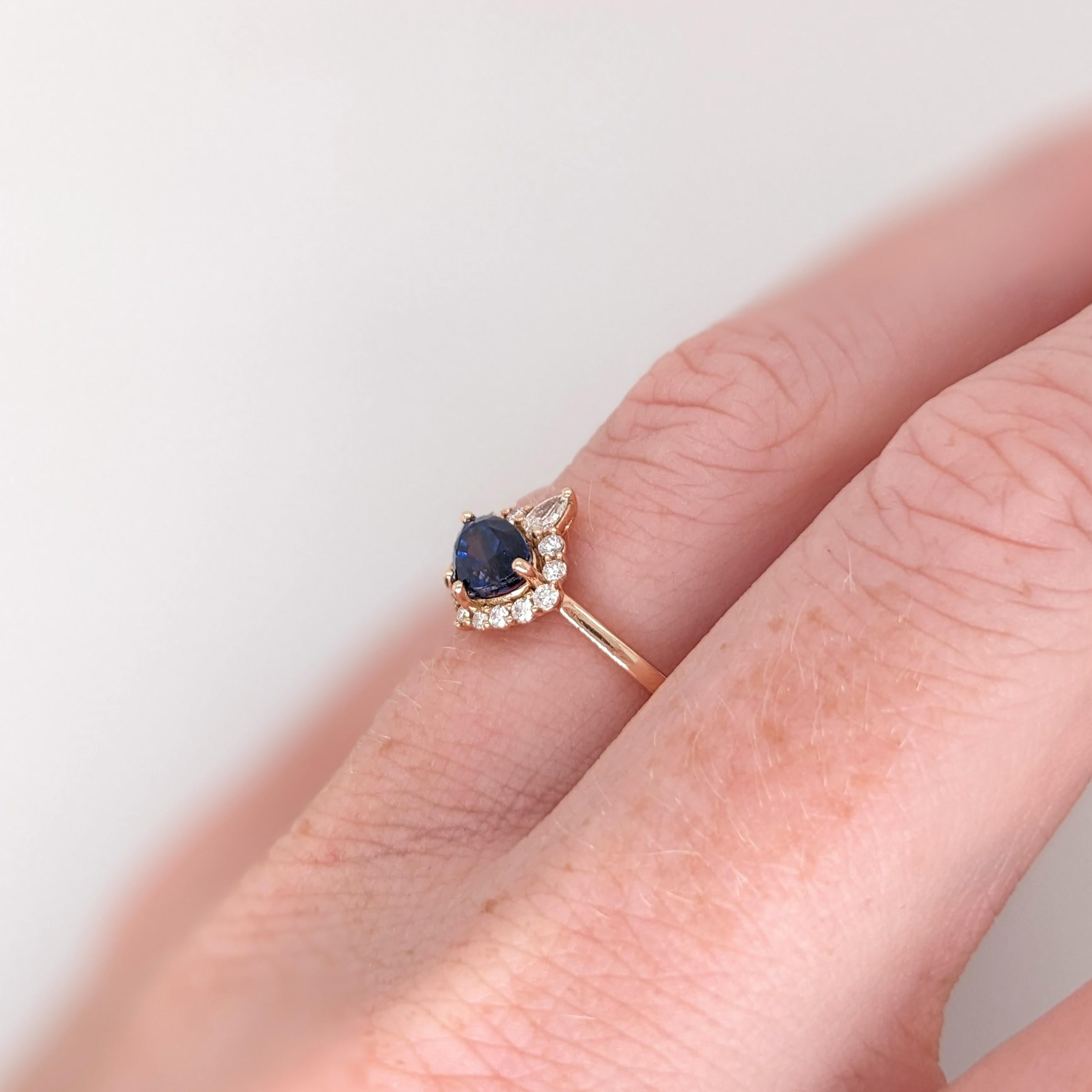 Trillion 6x4.5mm Ceylon Sapphire Ring w Earth Mined Diamonds in Solid 14K Gold (Moderne) im Angebot