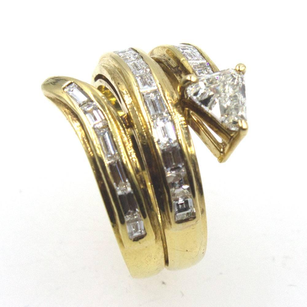 Modern Trillion and Baguette Diamond 18 Karat Yellow Gold Snake Ring