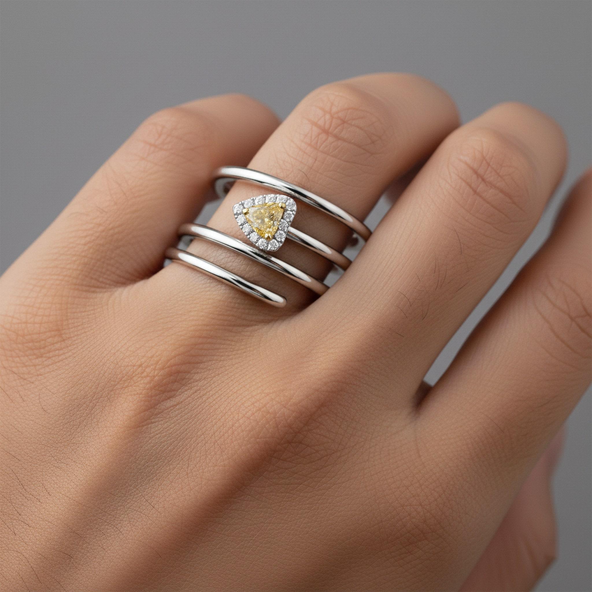 For Sale:  Trillion Cut 14K (or 18k upon request) Yellow Gold Diamond Split Band Ring 2