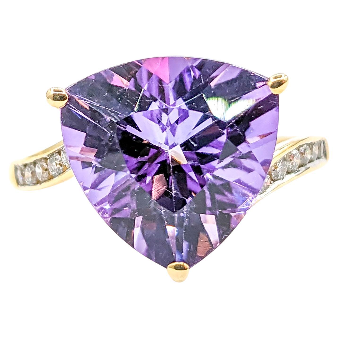 Trillion Cut Amethyst & Diamond Ring in 14K Gold For Sale