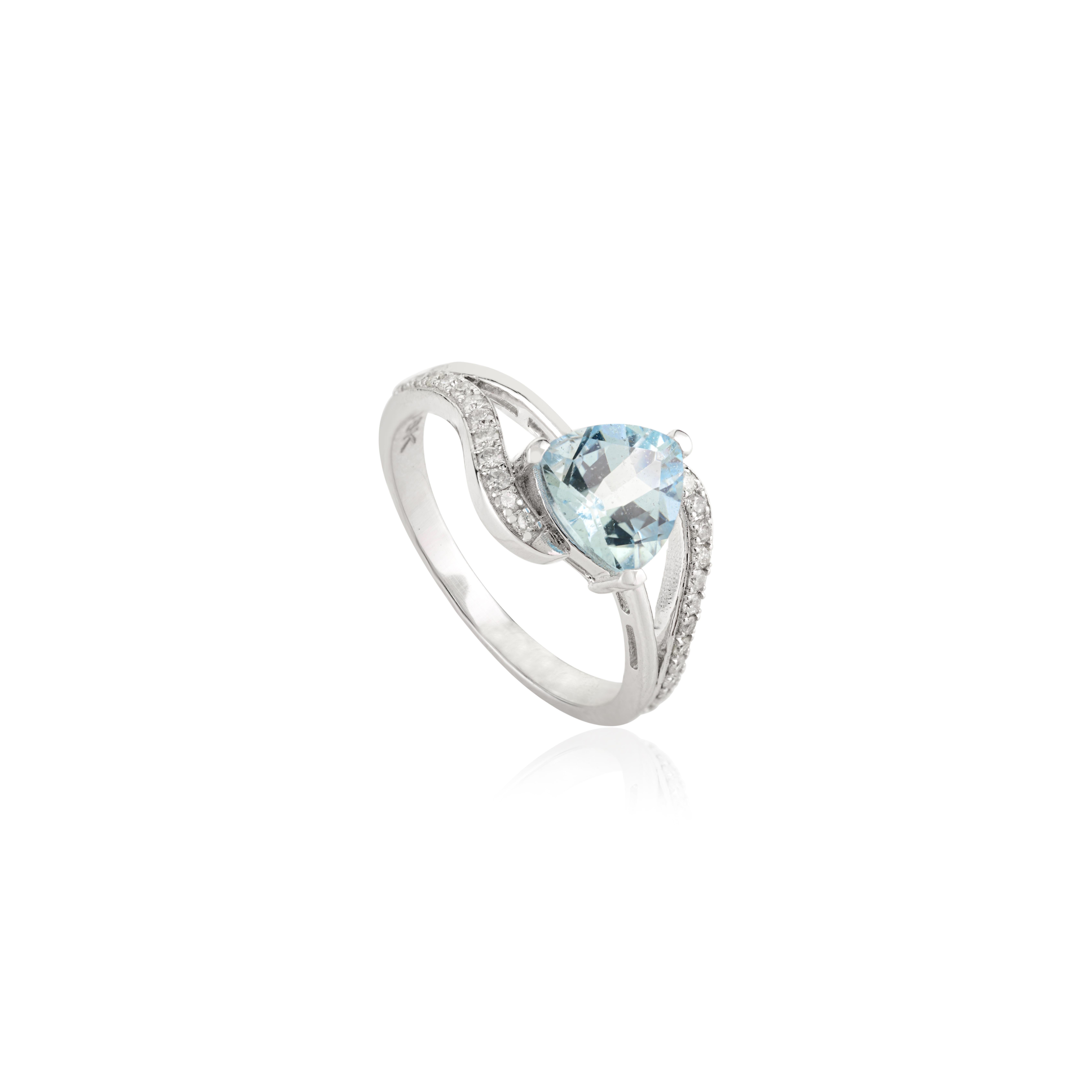 For Sale:  Trillion-Cut Aquamarine & Diamond Wave Ring in 18K White Gold Graduation Gift 3