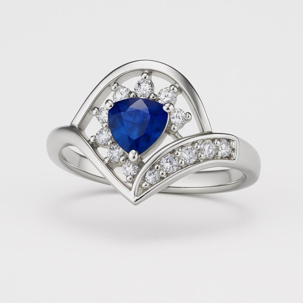 Trillion Cut Blue Sapphire Statement Ring (Moderne) im Angebot