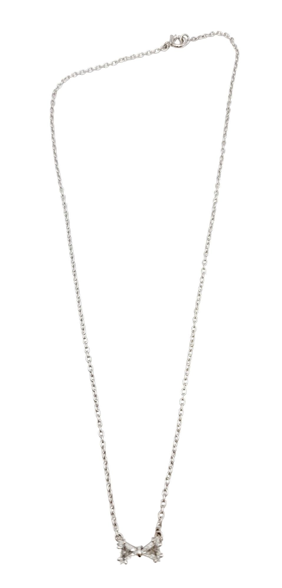 Trillion Cut Natural Diamond Bowtie Pendant Necklace in 18 Karat White Gold In Excellent Condition For Sale In Scottsdale, AZ