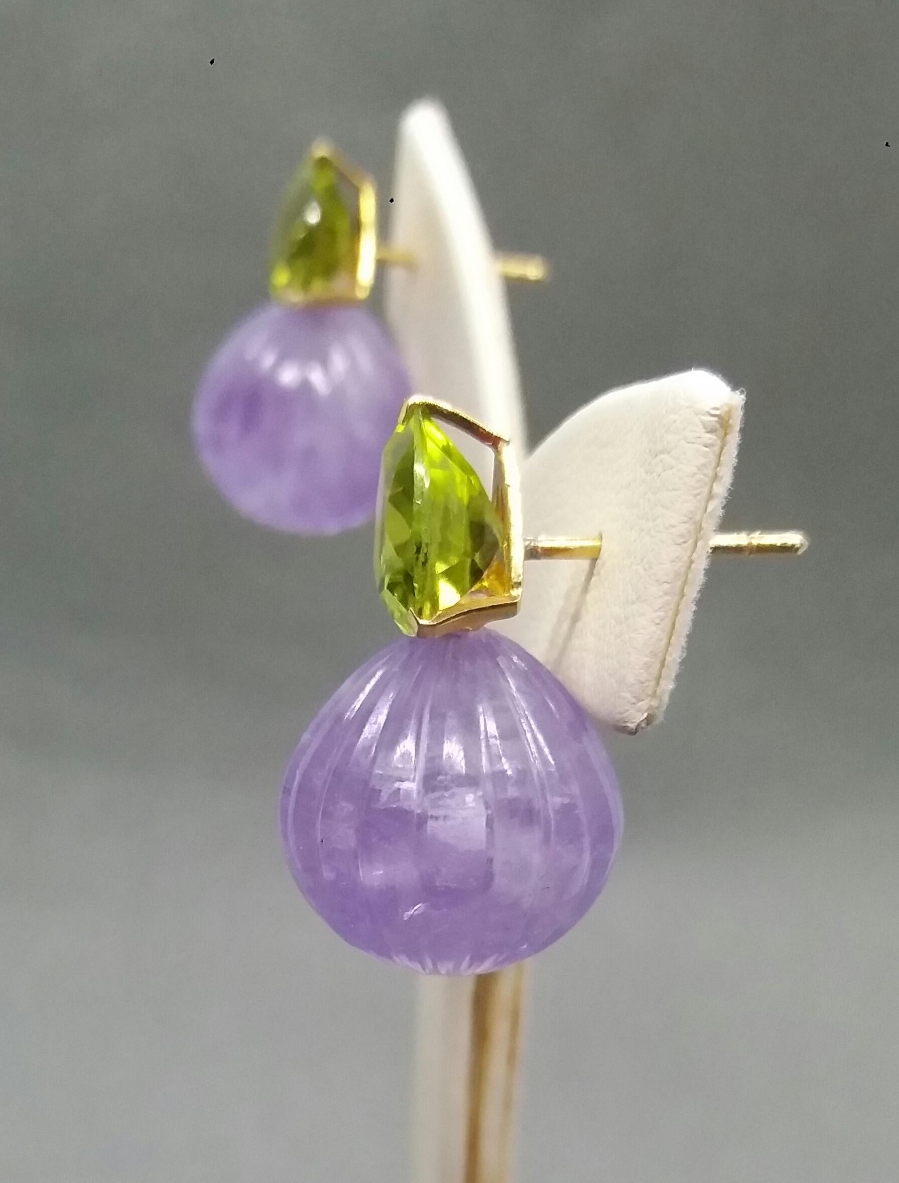 Trillion Cut Peridots Amethyst Carved Round Drops 14 Karat Yellow Gold Earrings For Sale 3