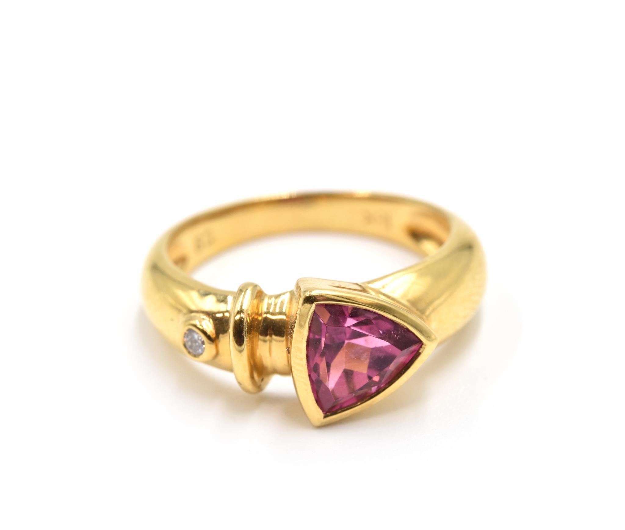 Trillion Cut Pink Tourmaline and Diamond Ring 18 Karat Yellow Gold In Excellent Condition In Scottsdale, AZ