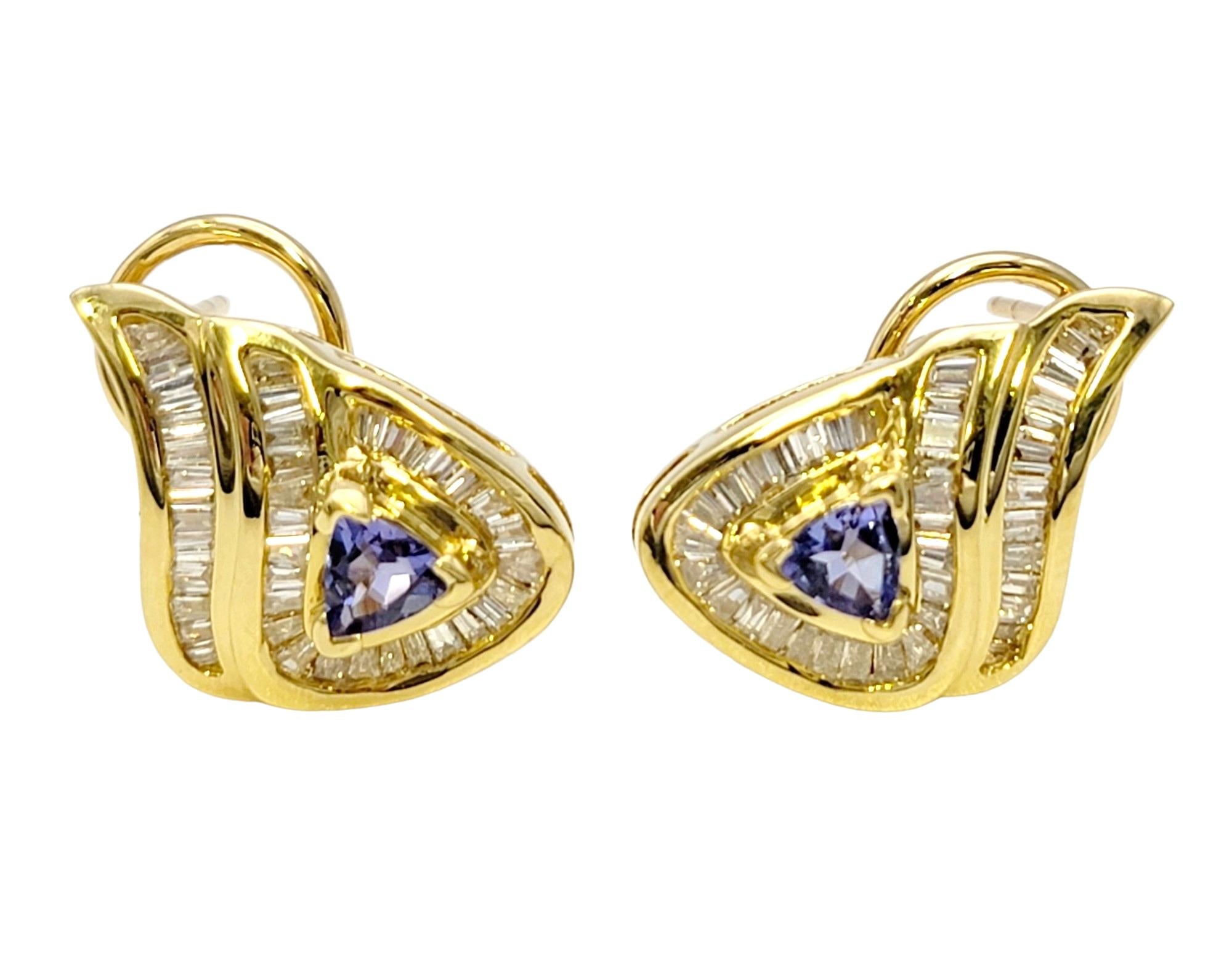 Contemporary Trillion Cut Tanzanite and Baguette Diamond Teardrop Earings in Yellow Gold  For Sale