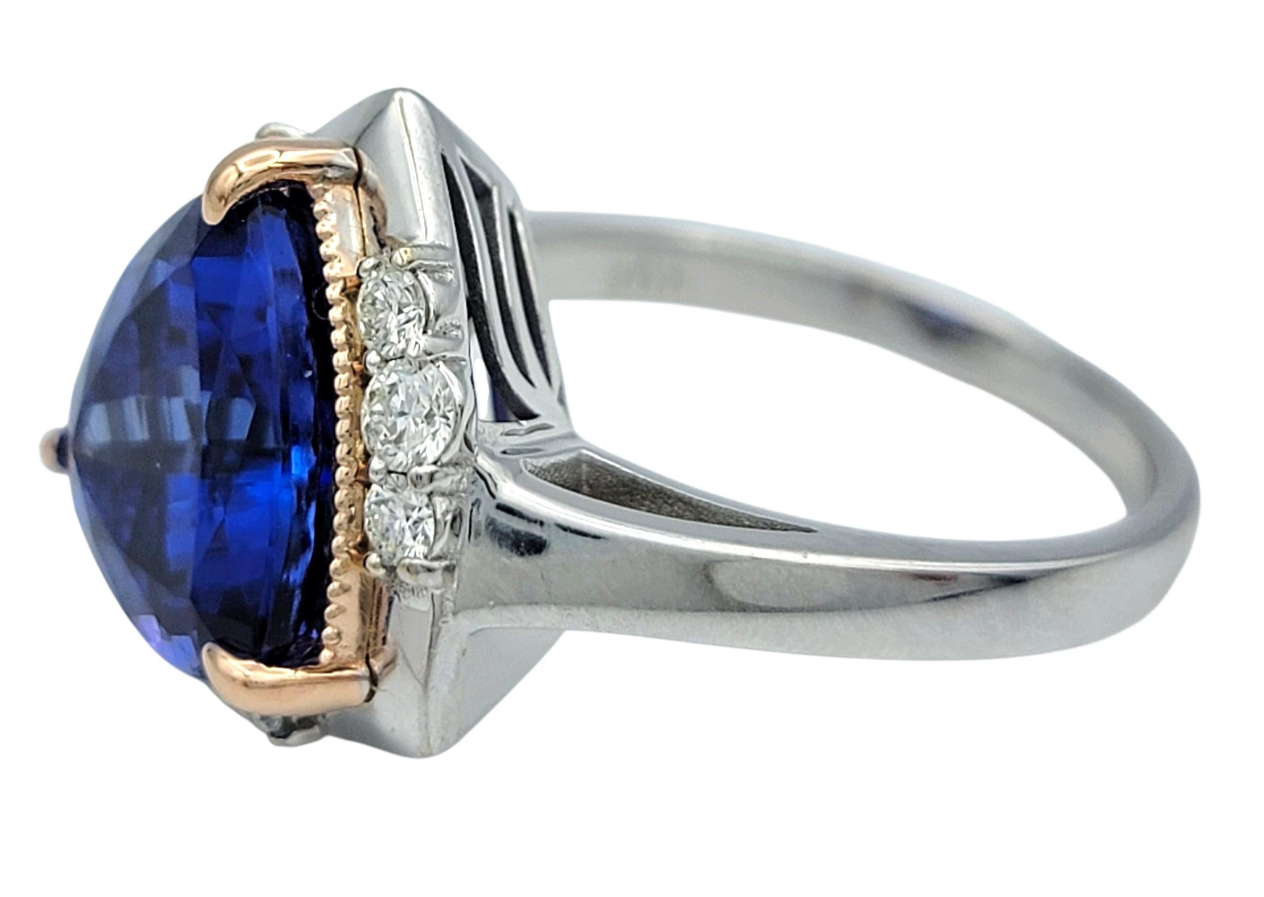 Anello cocktail con tanzanite e diamanti taglio trilione in oro bianco e rosa 14 carati In condizioni buone in vendita a Scottsdale, AZ