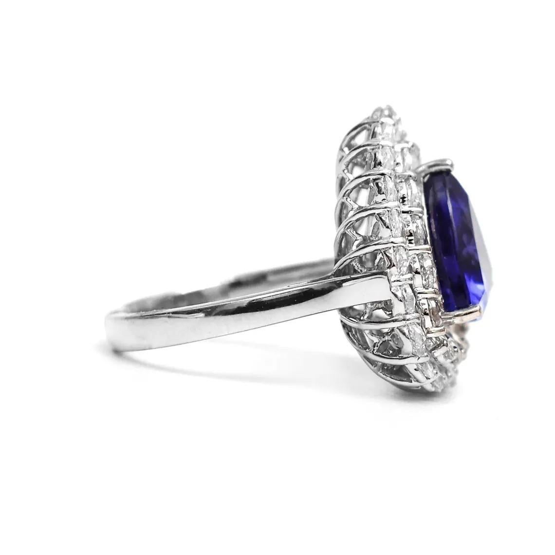Trillion Cut Tanzanite diamond 18K White Gold Ring For Sale 1