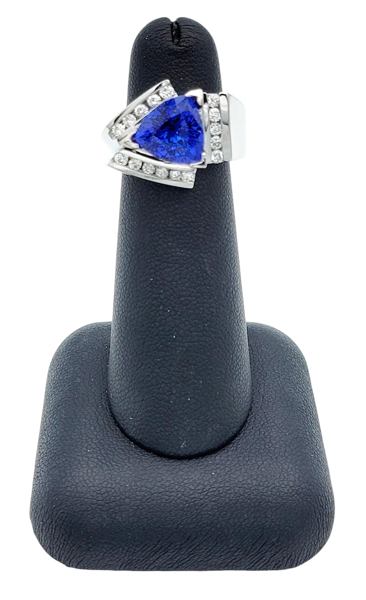 Contemporary Trillion Cut Tanzanite Cocktail Ring with Diamonds in 14 Karat Gold For Sale 7