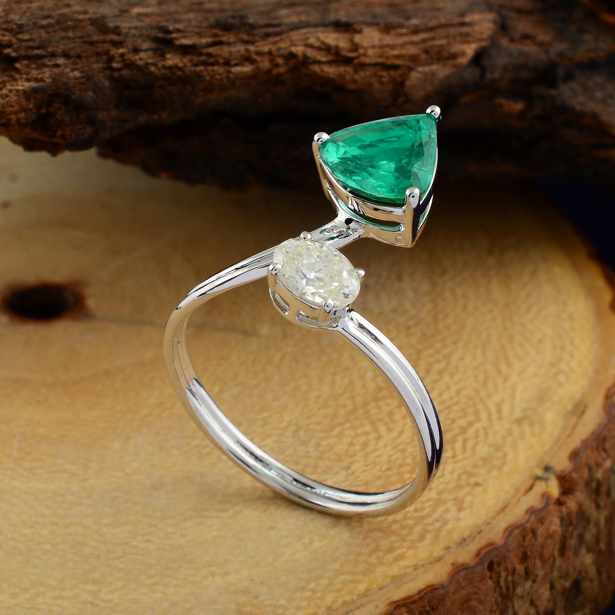 Modern Trillion Emerald Gemstone Cuff Ring Oval Diamond 14k White Gold Fine Jewelry For Sale