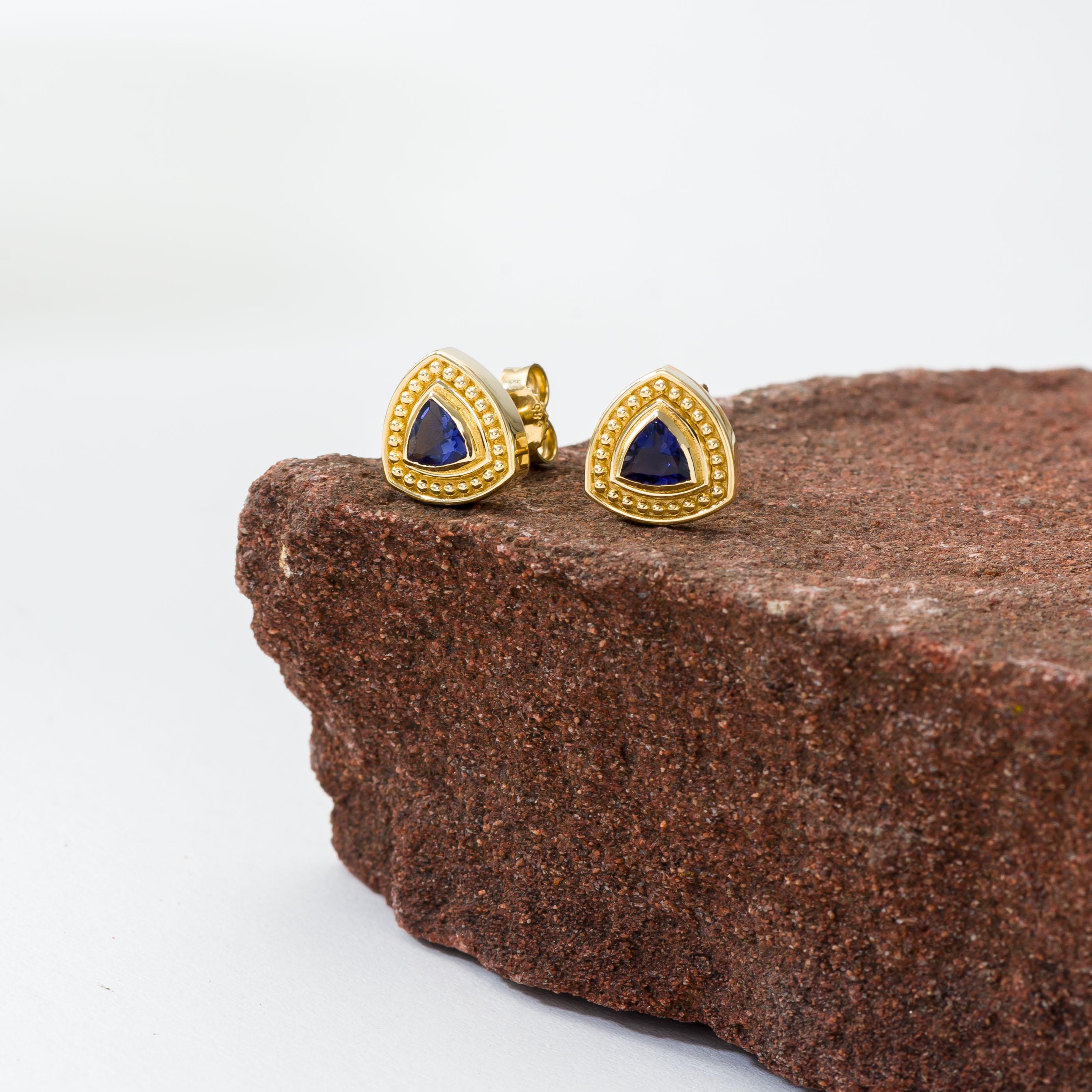 Women's Trillion Iolite Byzantine Gold Earrings For Sale