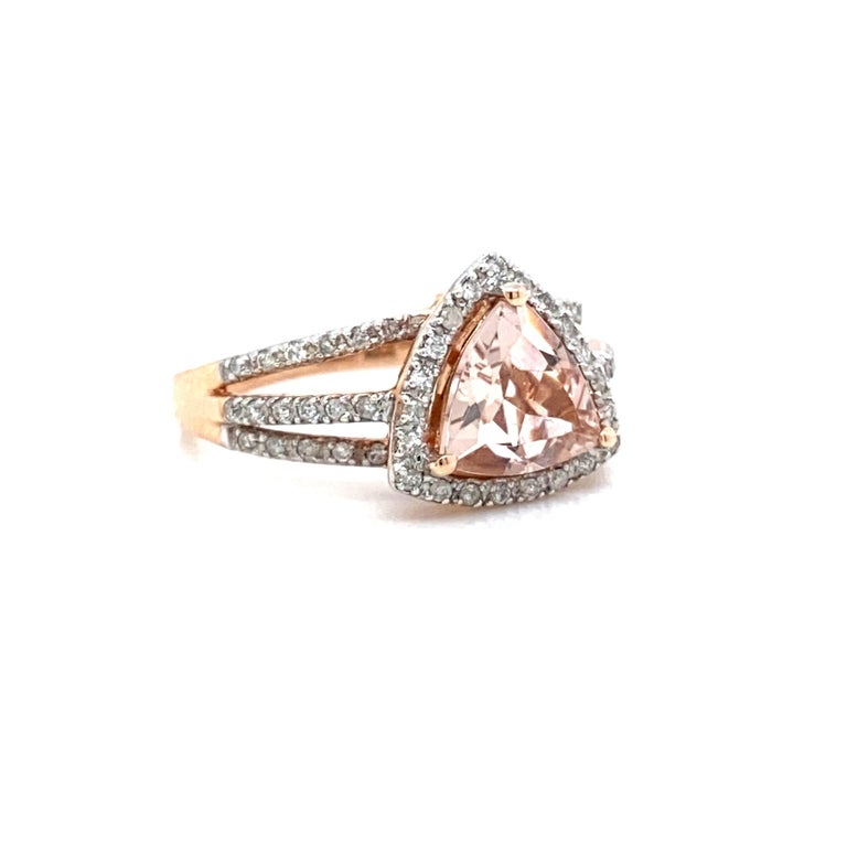 Trillion Natural Morganite and Diamond Vintage Ring For Sale at 1stDibs