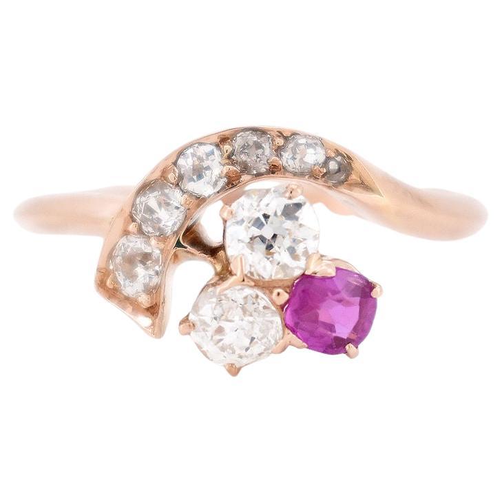 Trilogy Clover Belle Époque Ring, 18-Carat Gold, Natural Diamonds & Rubies For Sale