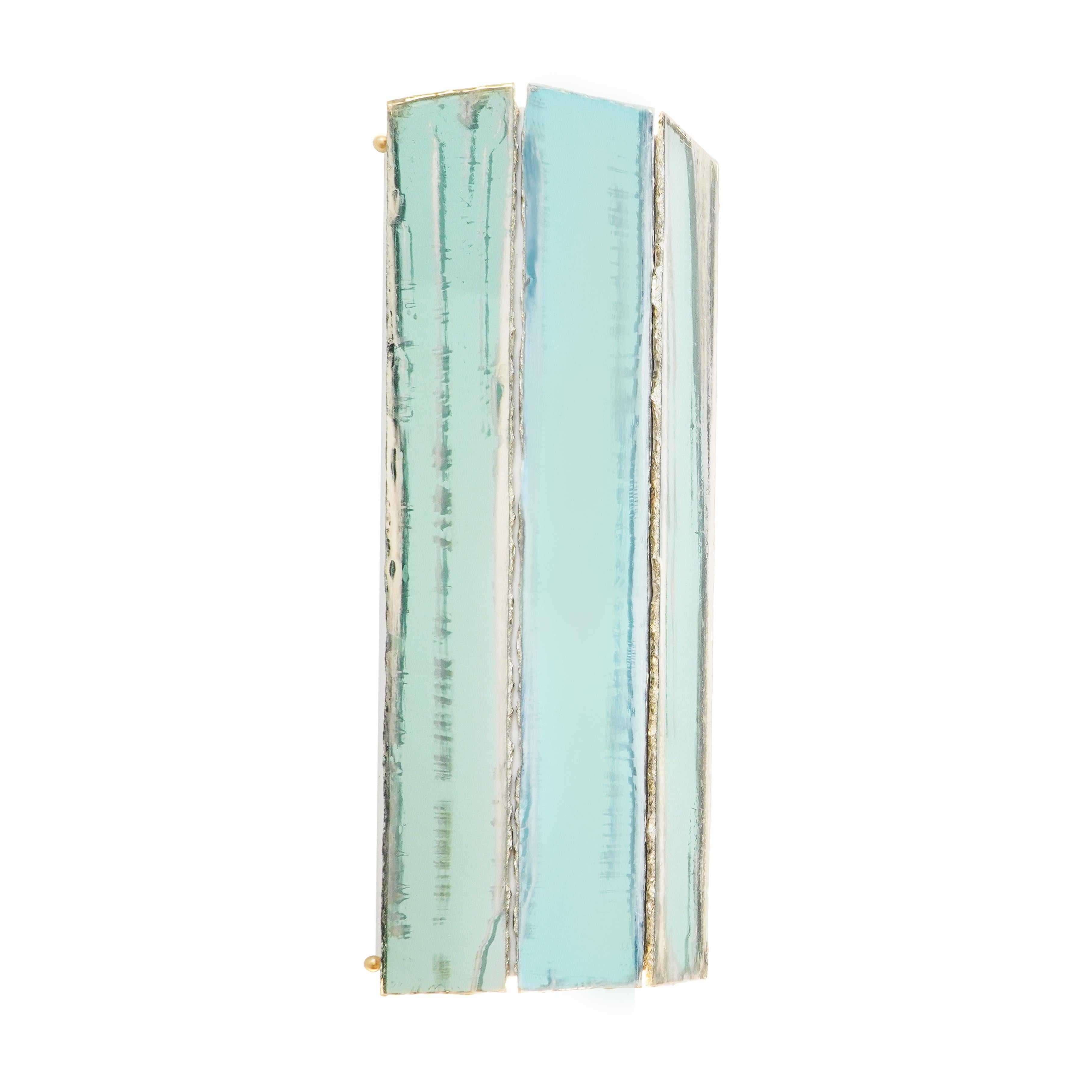 Moderne Lampe murale contemporaine « Trilogy », verre d'art argenté jade, laiton en vente