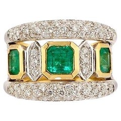 Trilogie Smaragd und Diamanten Ring