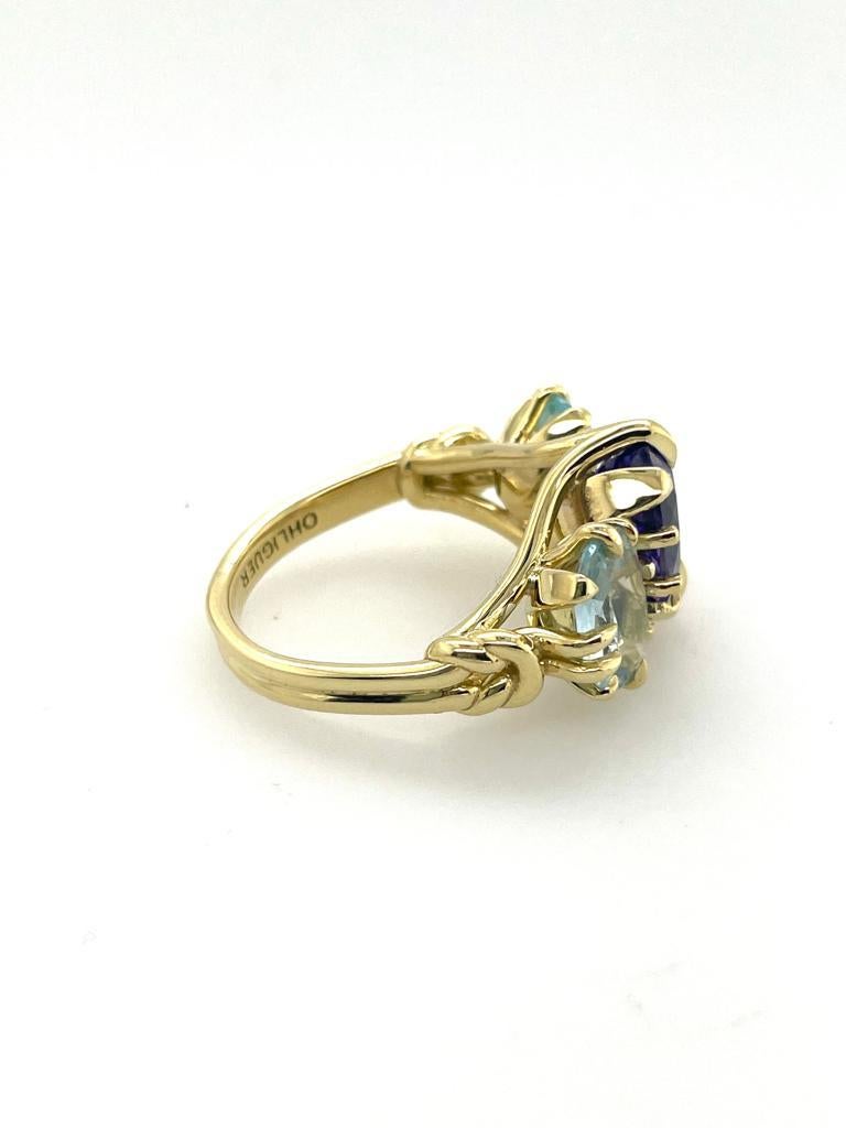 For Sale:  Trilogy Three Stone Blue Tanzanite and Aquamarine Ring in 18ct Yellow Gold 5