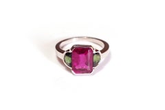 Trilogy Tourmaline Ring in White Gold 18 Karats