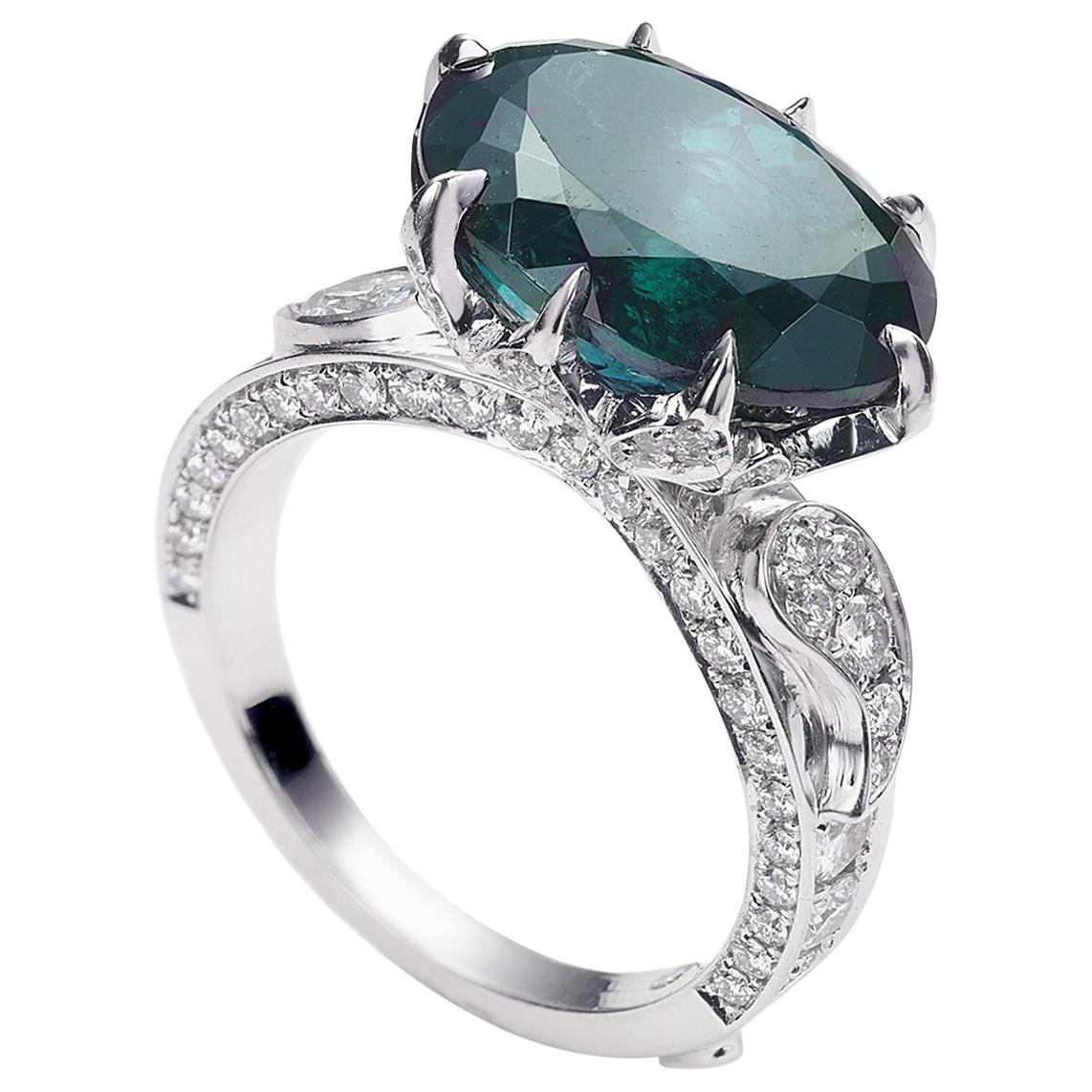 Trinity Bague en or 18 carats bleu avec tourmaline bleue de 7,20 carats et diamants de 1,65 carat en vente