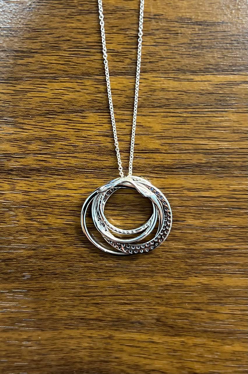 Trinity Blue Sapphires Diamonds Circle Interlocking Rings White Pendant Necklace For Sale 3