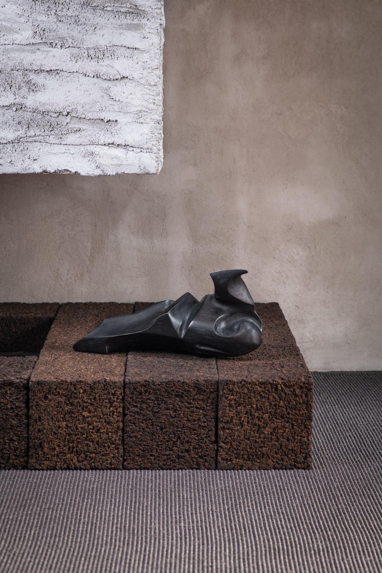 Belga Scultura Trinity in bronzo di Gardeco Objects in vendita