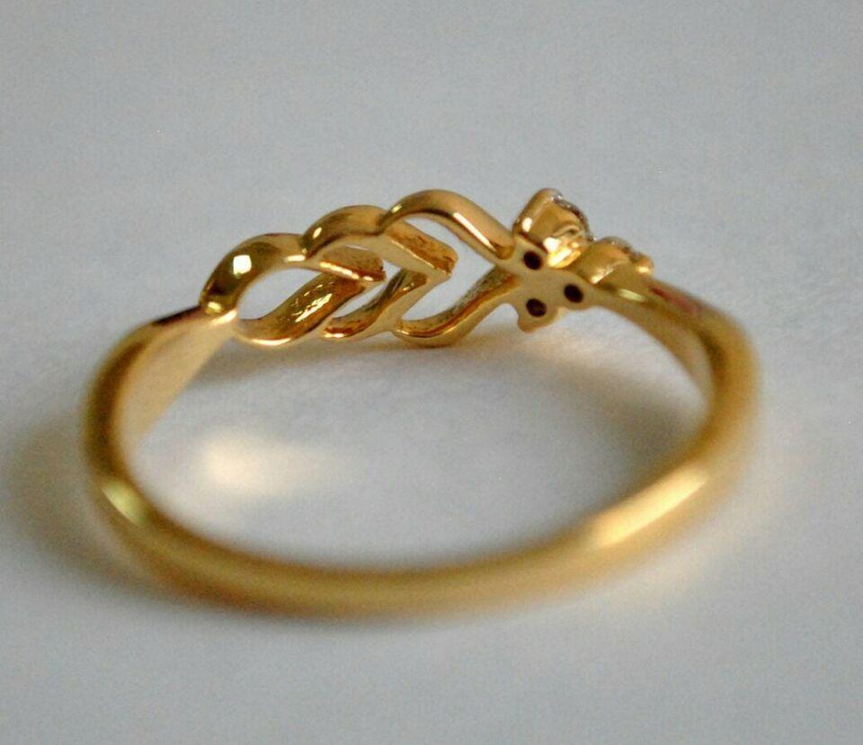 Round Cut Trinity Diamond Cluster Filigree Band Ring 14k Gold Asymmetric Leaf Bud Ring For Sale