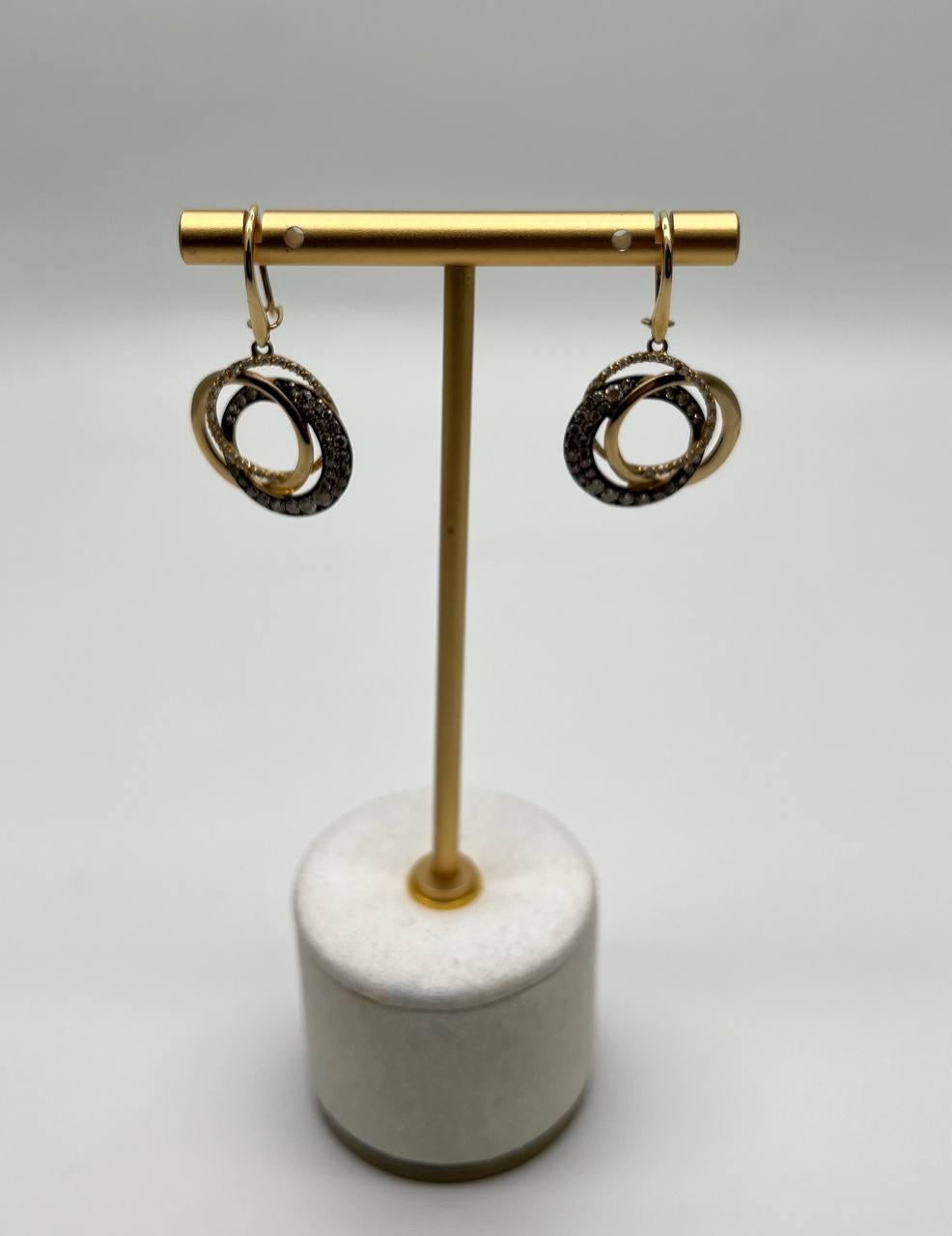 Boucles d'oreilles Trinity Gold Interlocking Circles Cognac Brown Diamonds 14K Gold Dangle Ears en vente 7