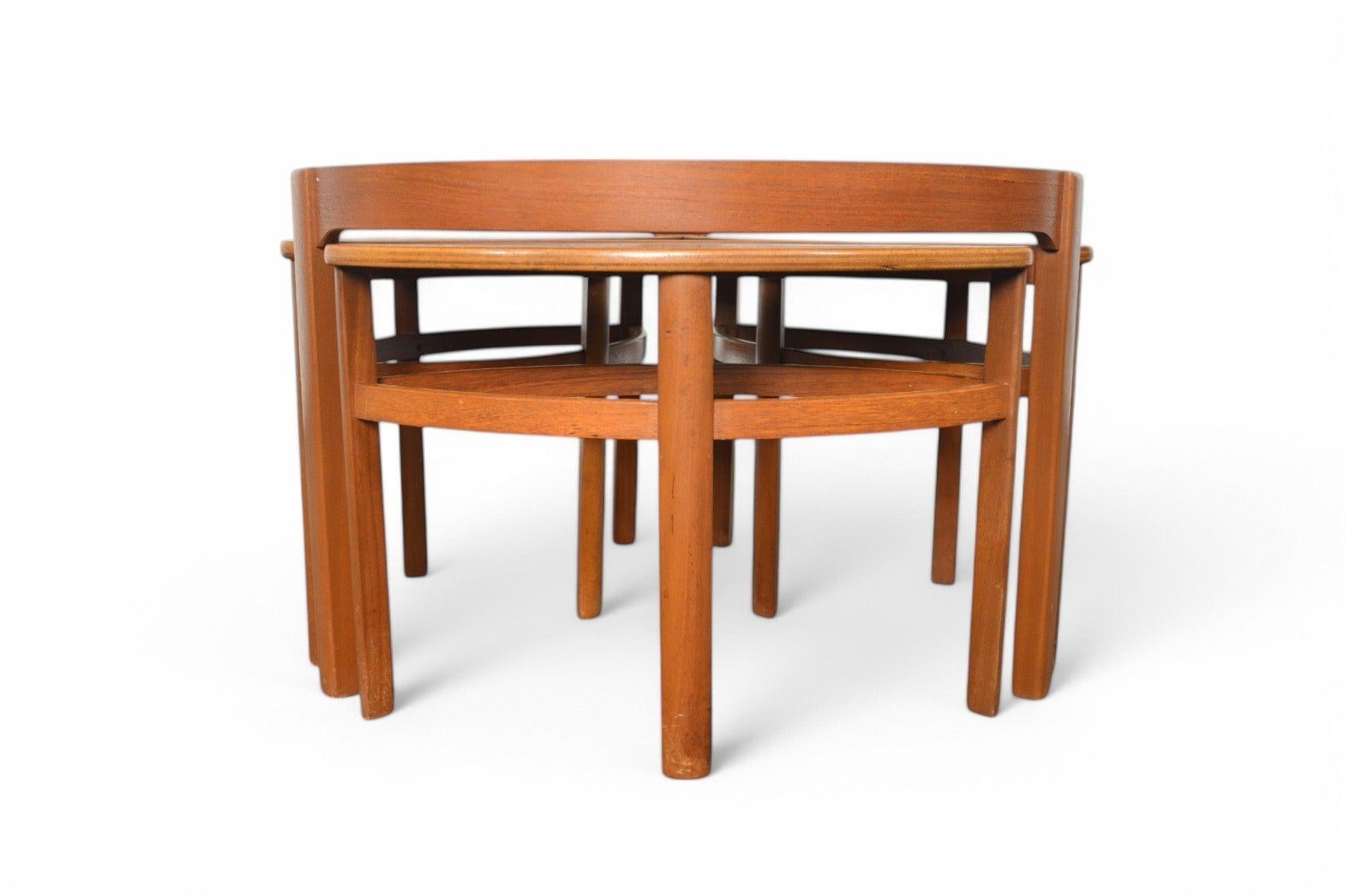 Origine : Angleterre
Designer : Nathan Furniture
Fabricant : Nathan Furniture
Époque : années 1960
Matériaux : Teck, verre
Mesures :
Grande table : 32.5
