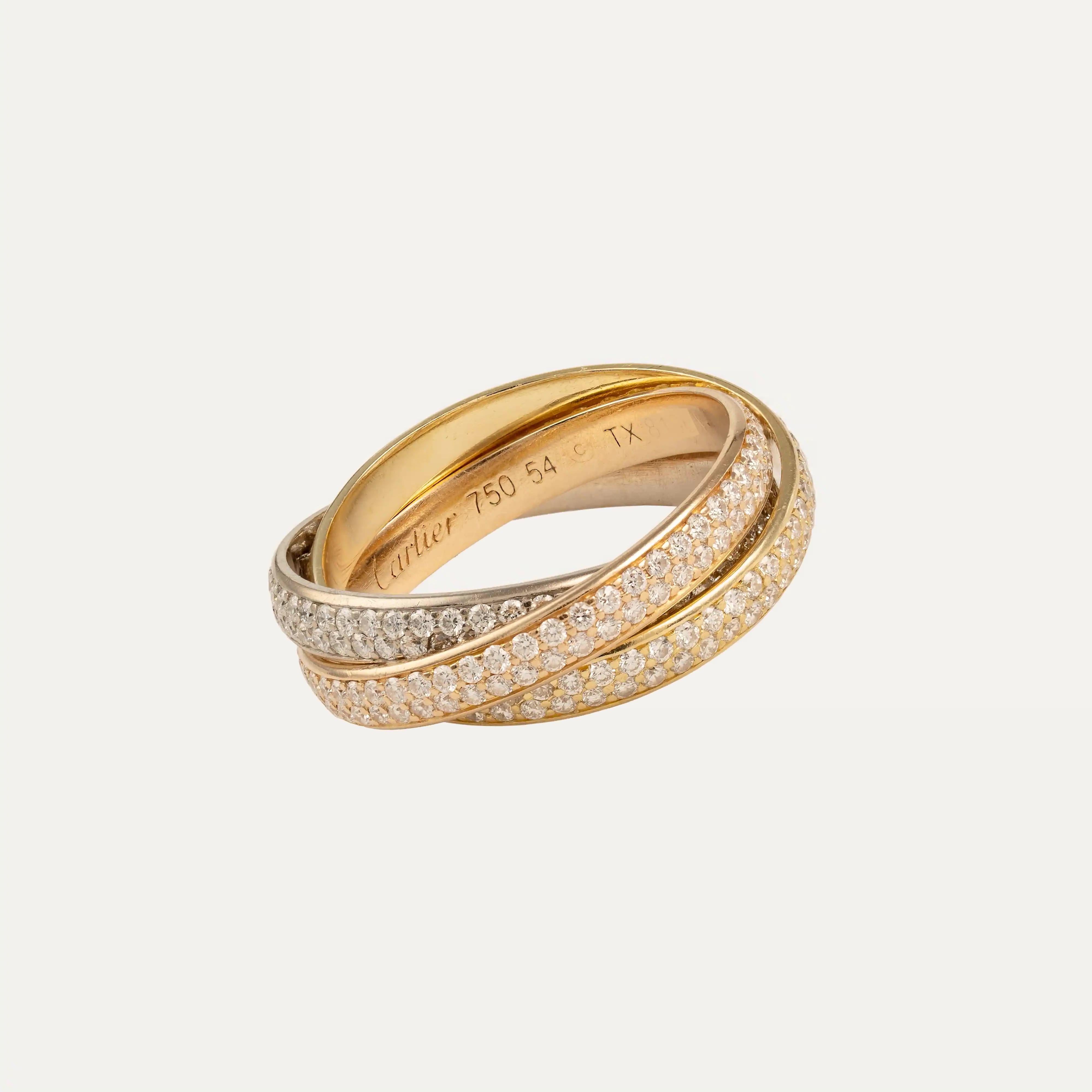 Cartier Trinity Gold Ring, with Diamonds In Excellent Condition For Sale In Lisboa, PT