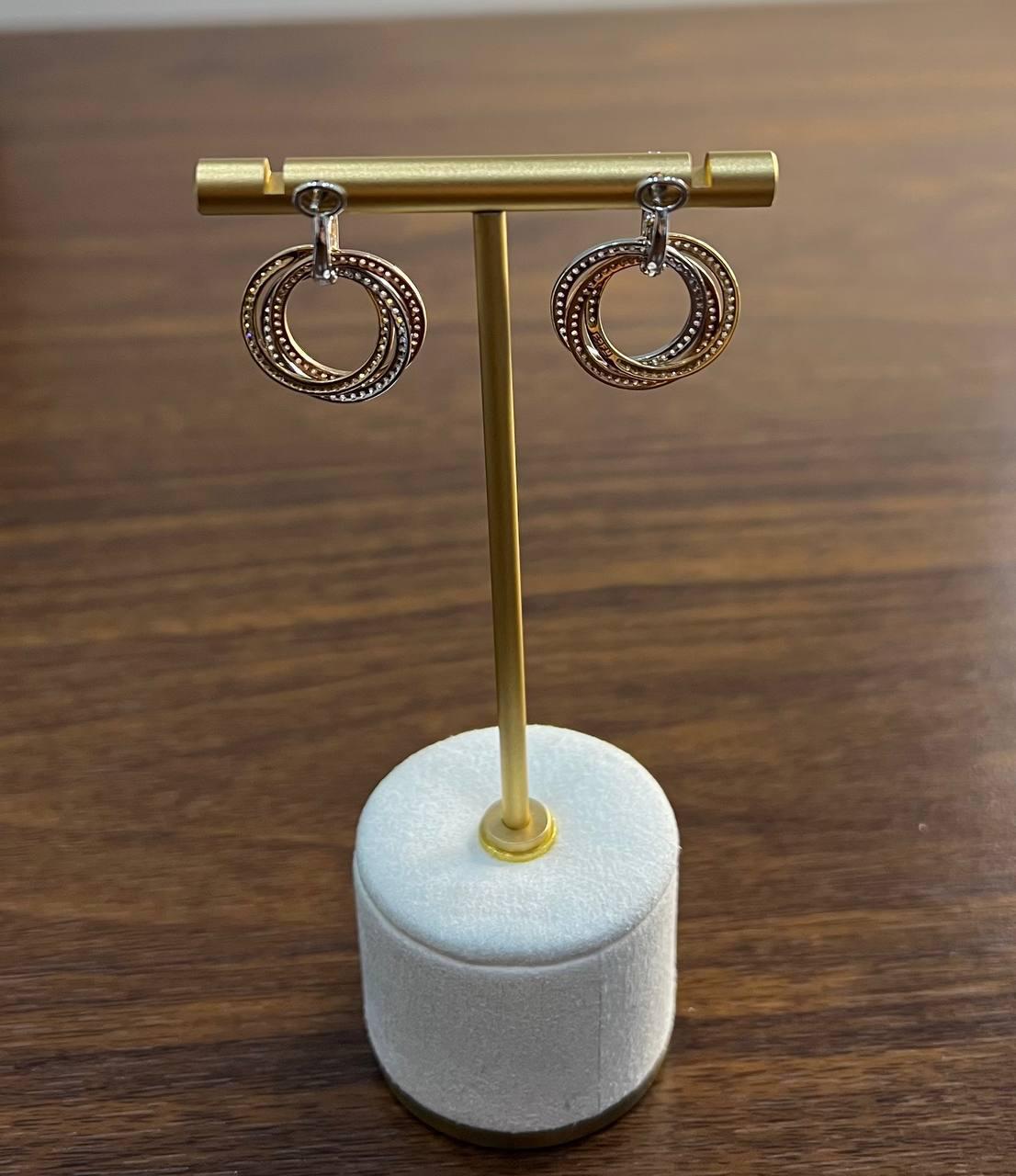 Trinity Tritone Gold Circle Diamond Interlocking Rings 14K Gold Huggie Earrings For Sale 6