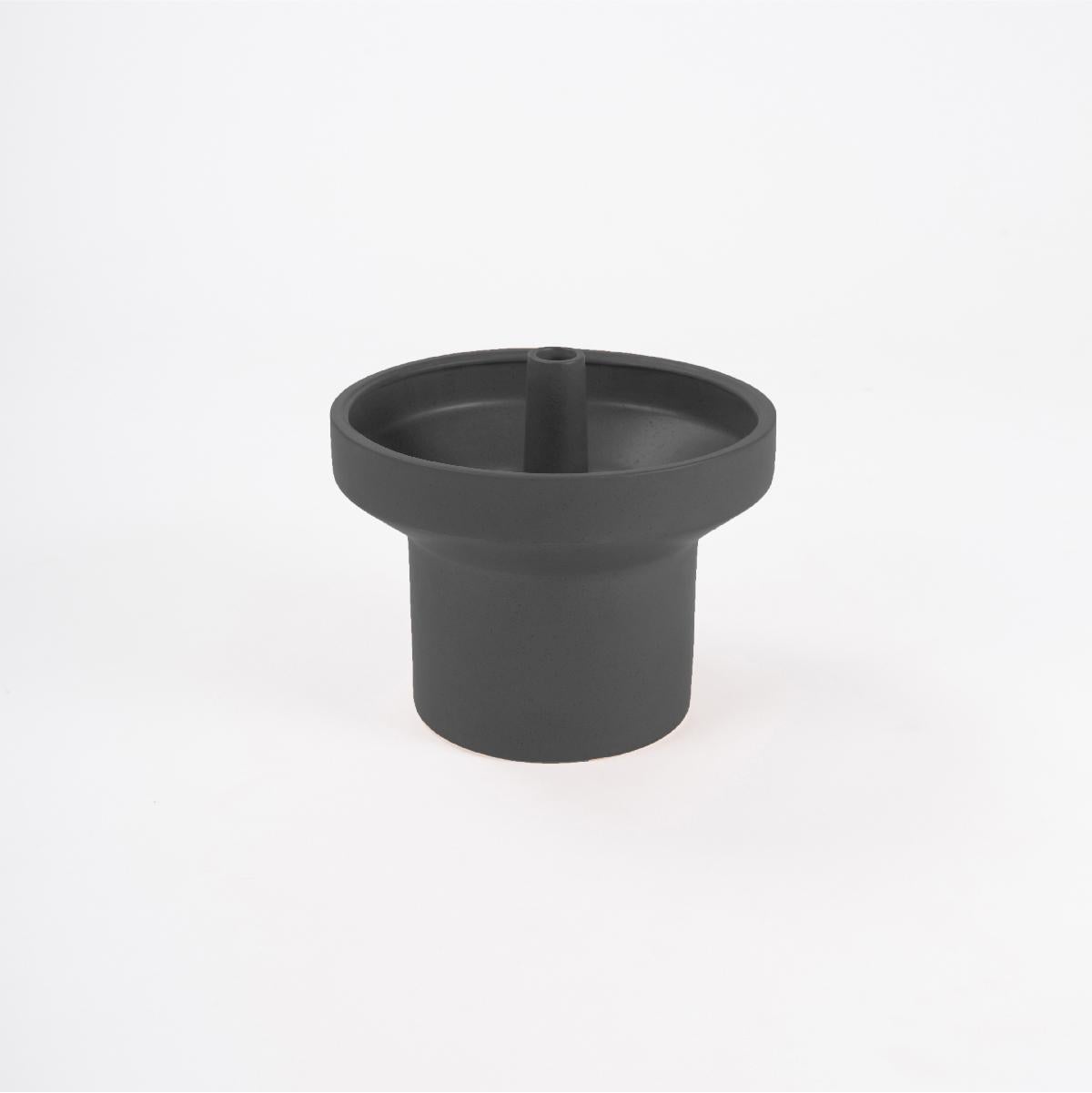 Pot made of ceramic in high temperature with ceramic tray on the base, color black or terracotta.