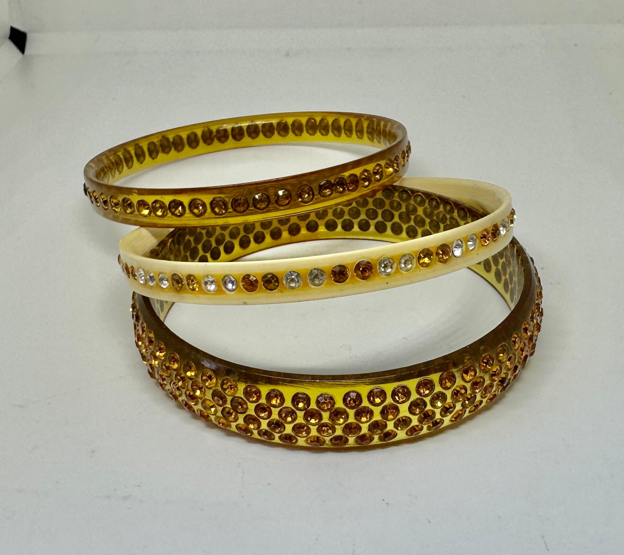 Art déco Bracelets jonc art déco Trio 1920 strasss celluloïd 2 ambres 1 crème en vente
