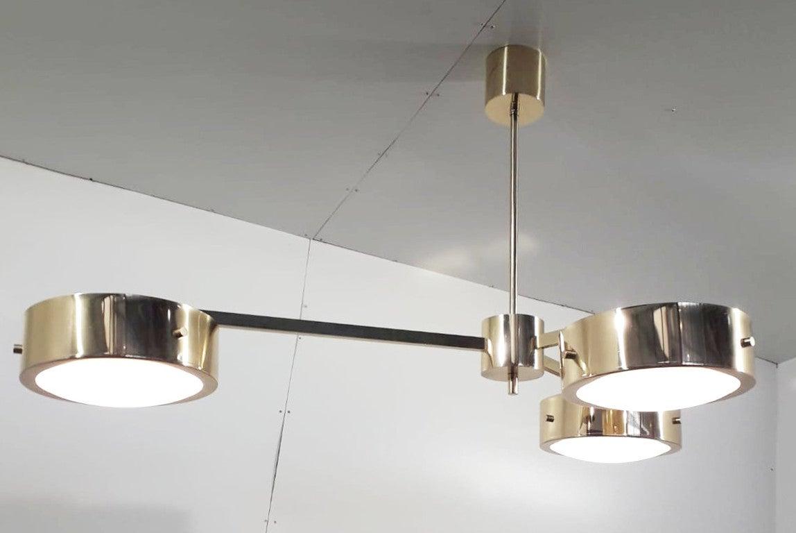 italien Lampe à suspension à trois anneaux de Fabio Ltd en vente