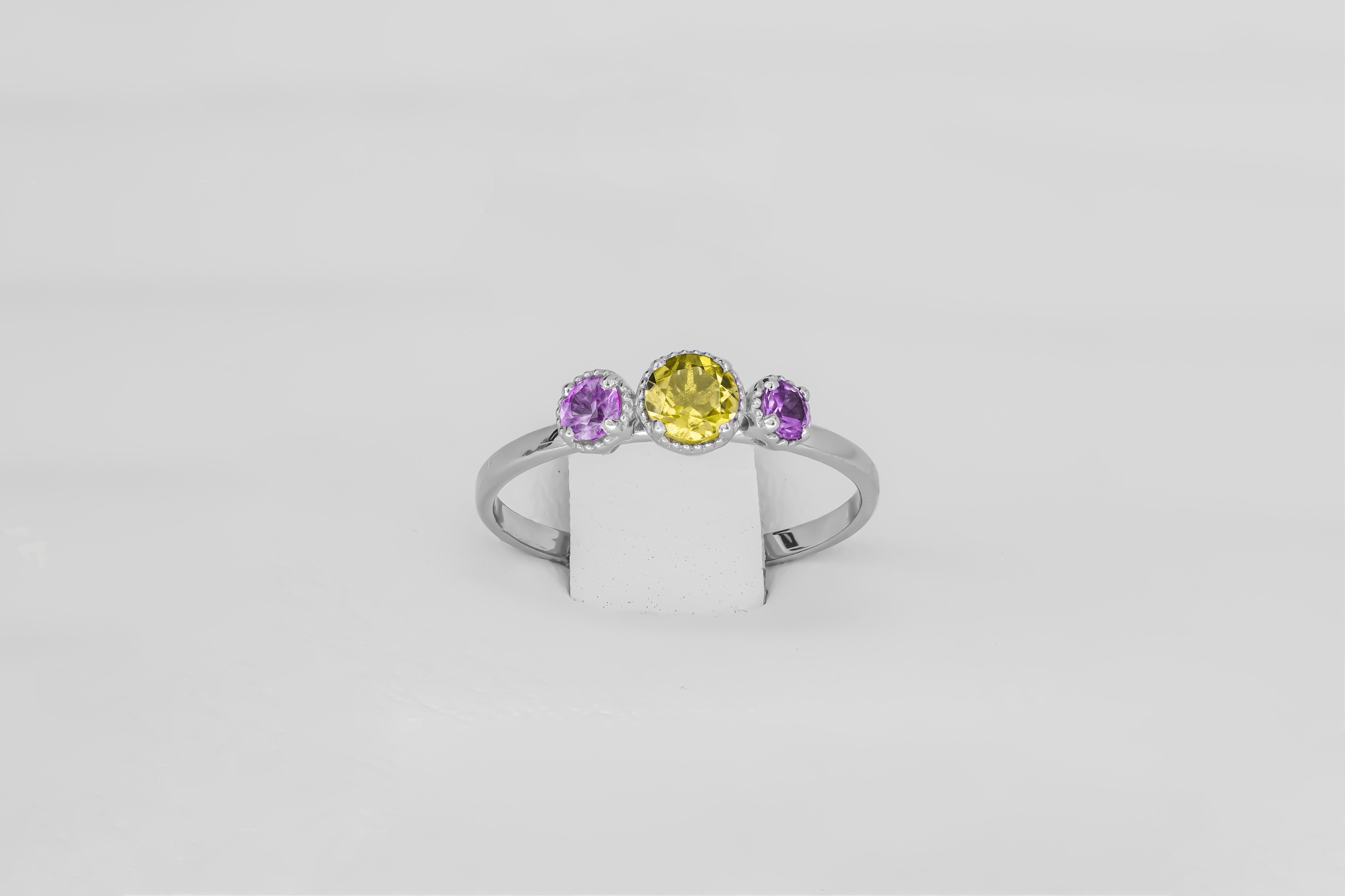 in vendita:  Anello Trio gemme in oro 14k 4