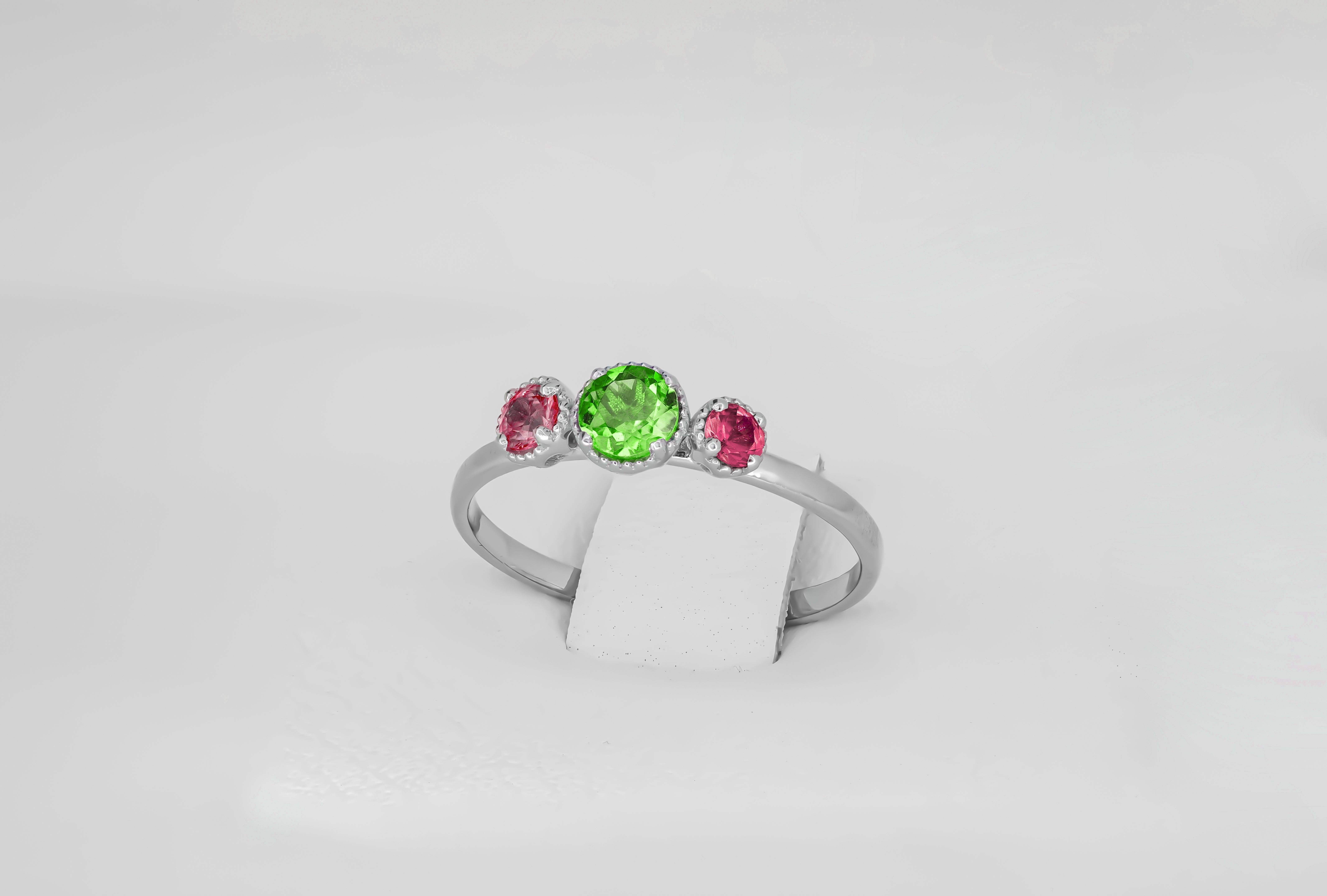 For Sale:  Trio gems 14k gold ring 5